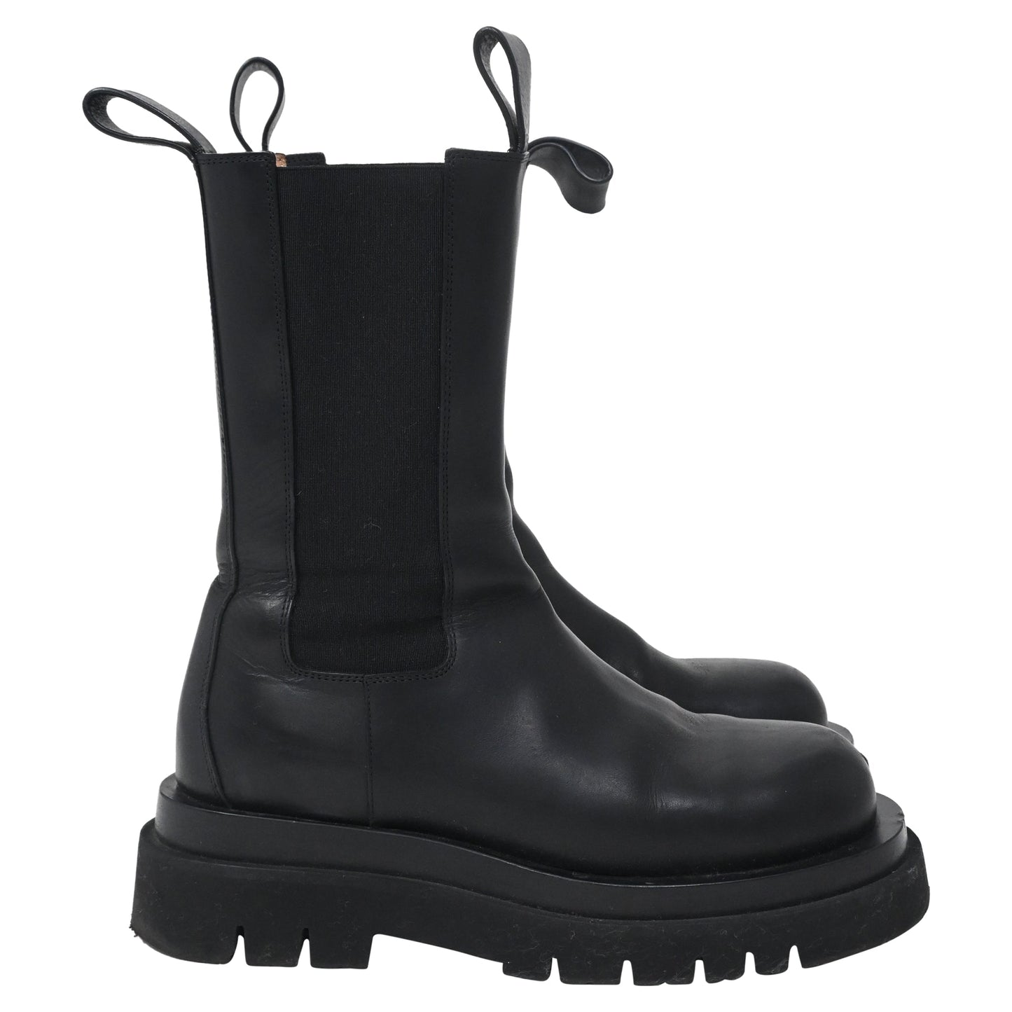 Luxury Bottega Veneta Lug Boots in Black Leather