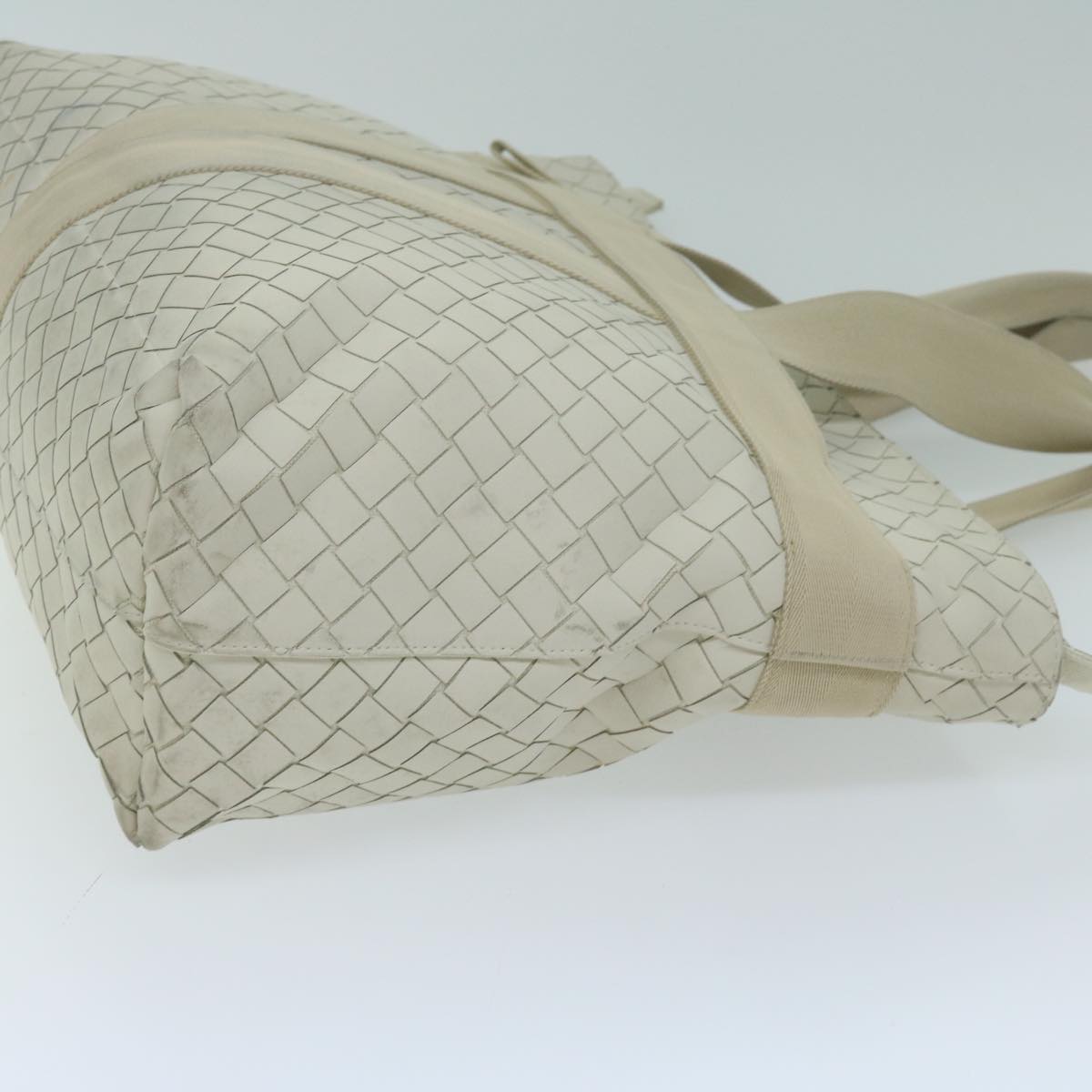 Luxury Bottega Veneta Intrecciato  Leather Tote Bag ()