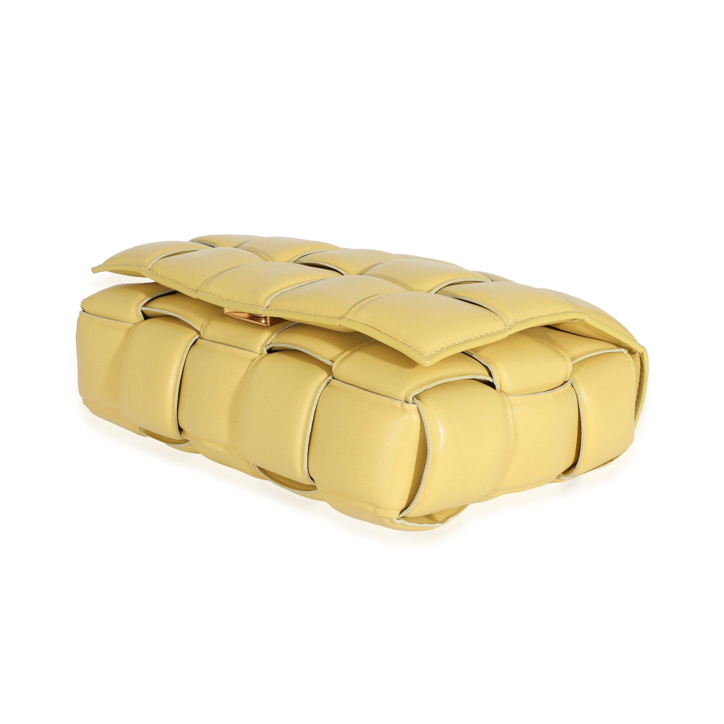 Luxury Bottega Veneta Butter Maxi Intrecciato Lambskin Chain Cassette Bag