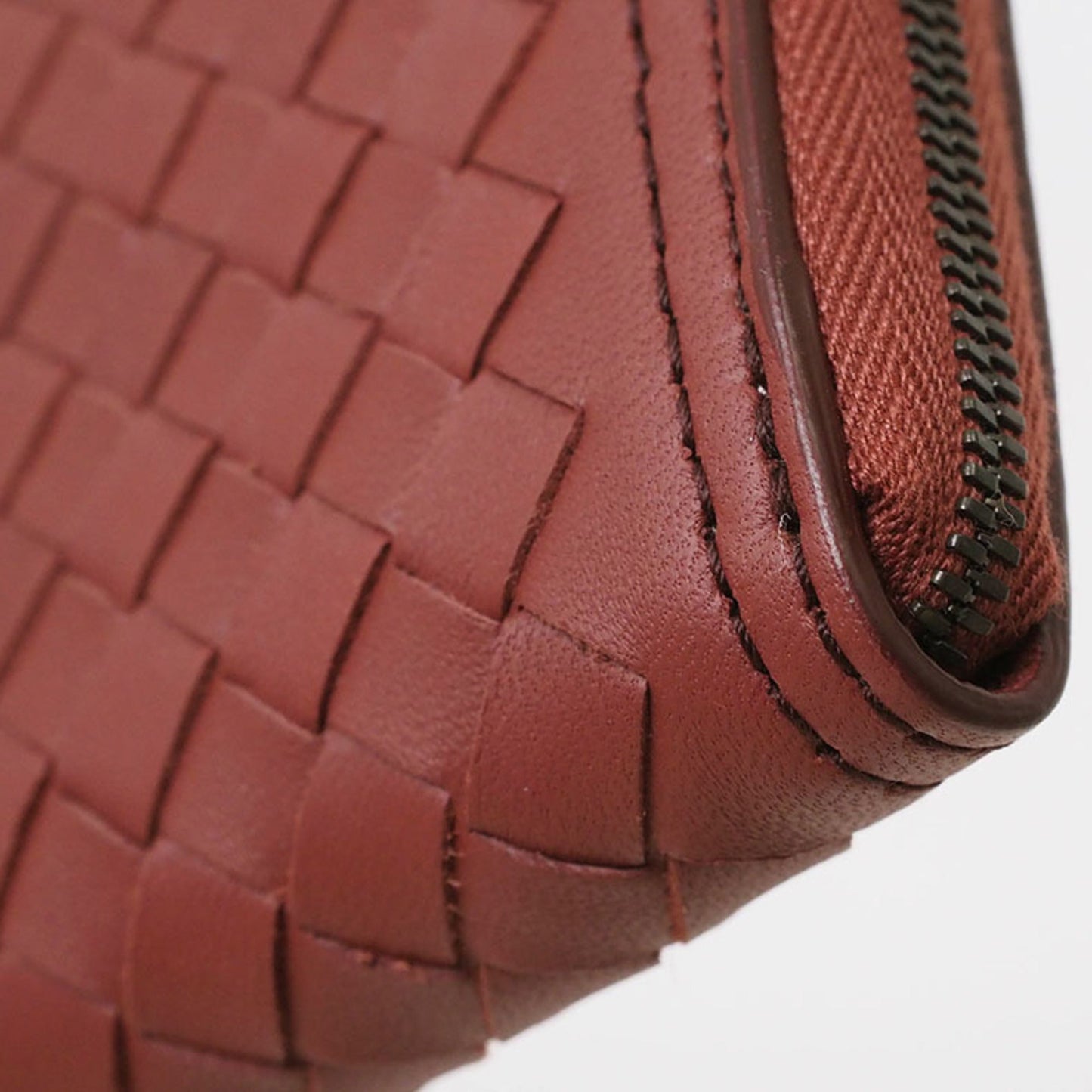 Luxury Bottega Veneta Intrecciato  Intrecciato Long Wallet (Bi-Fold) ()