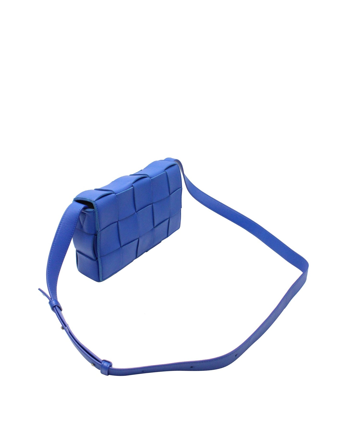 Luxury Bottega Veneta Cassette Bag in Blue Lambskin Leather