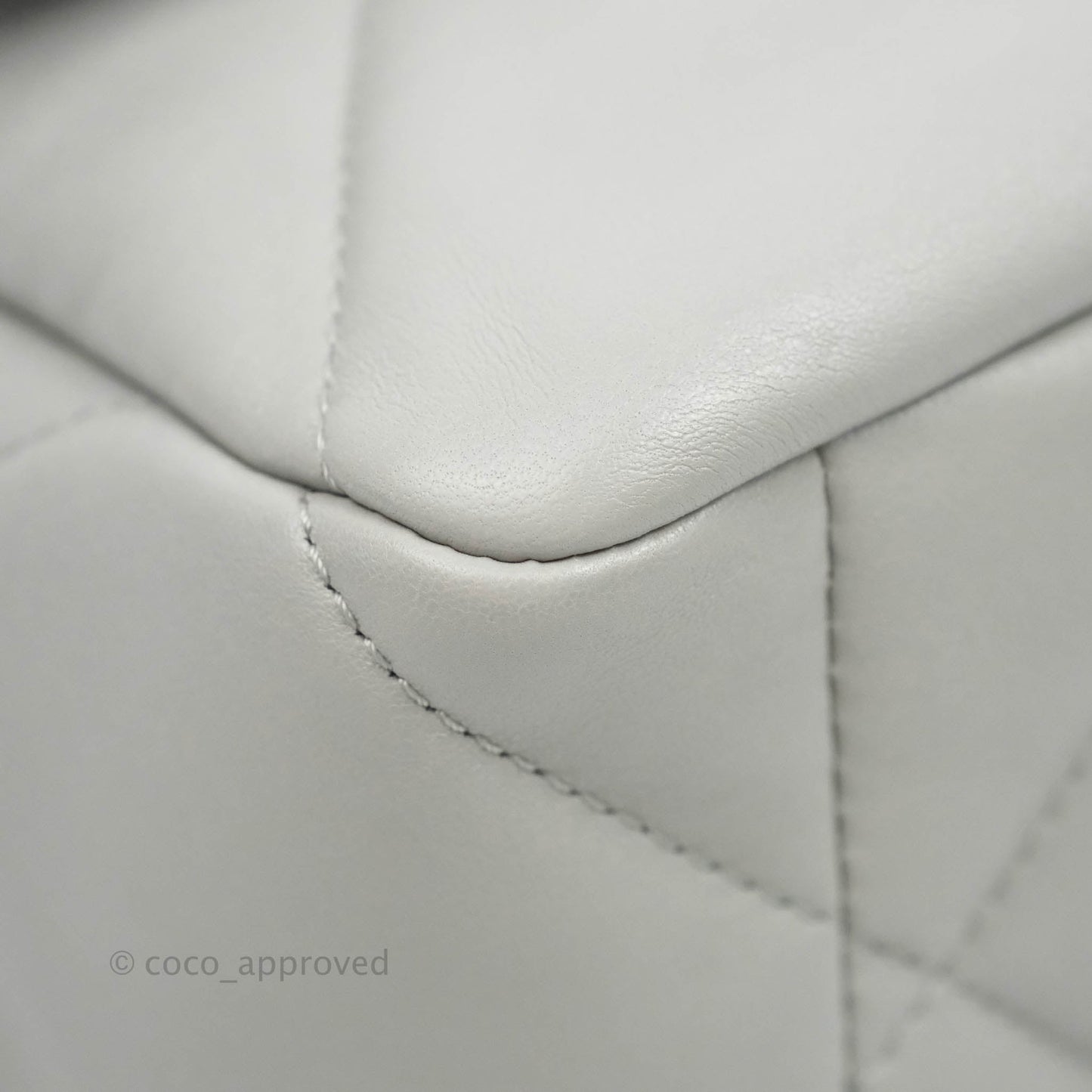 Chanel 19 Medium Grey Lambskin Mixed Hardware 21A