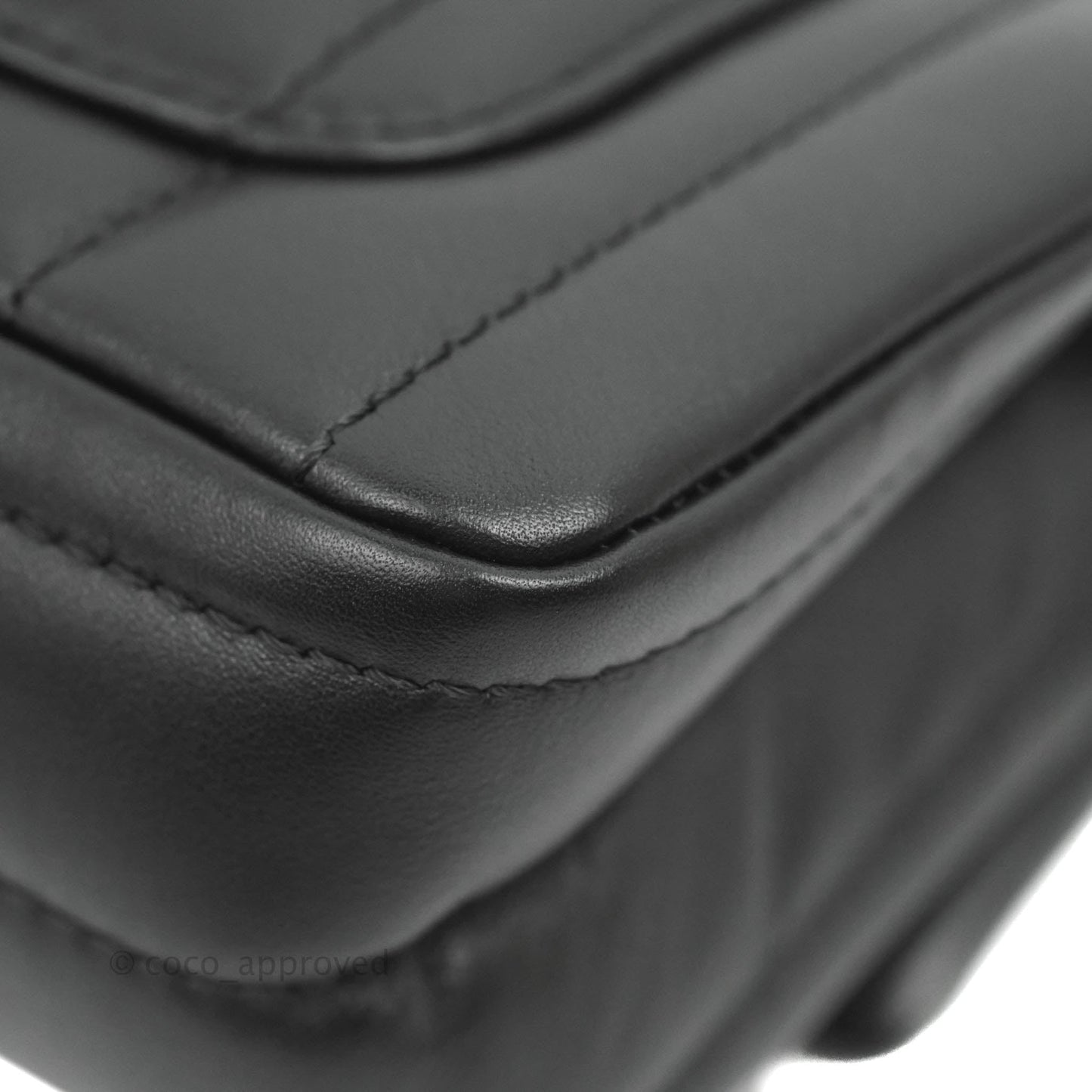 Chanel Mini Reissue 224 Vertical Quilted Black Calfskin Aged Gold Hardware