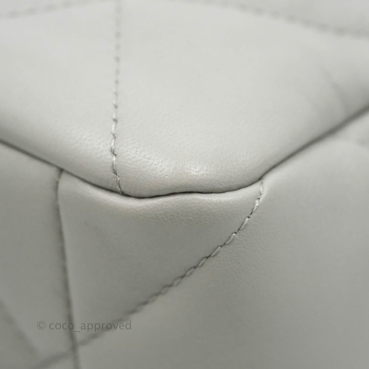 Chanel 19 Medium Grey Lambskin Mixed Hardware 21A