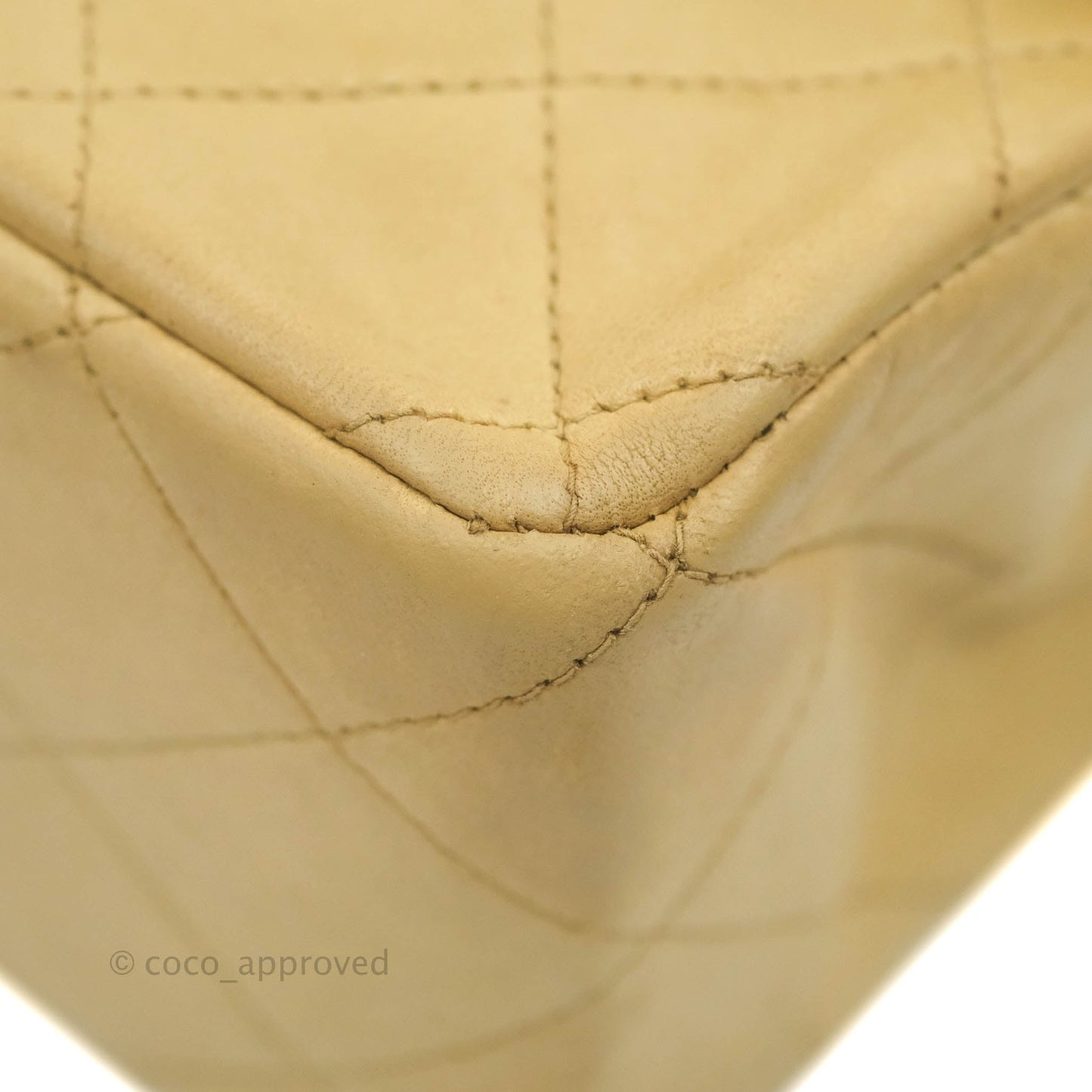 Chanel Vintage Classic M/L Medium Double Flap Bag Beige Lambskin 24K Gold Hardware