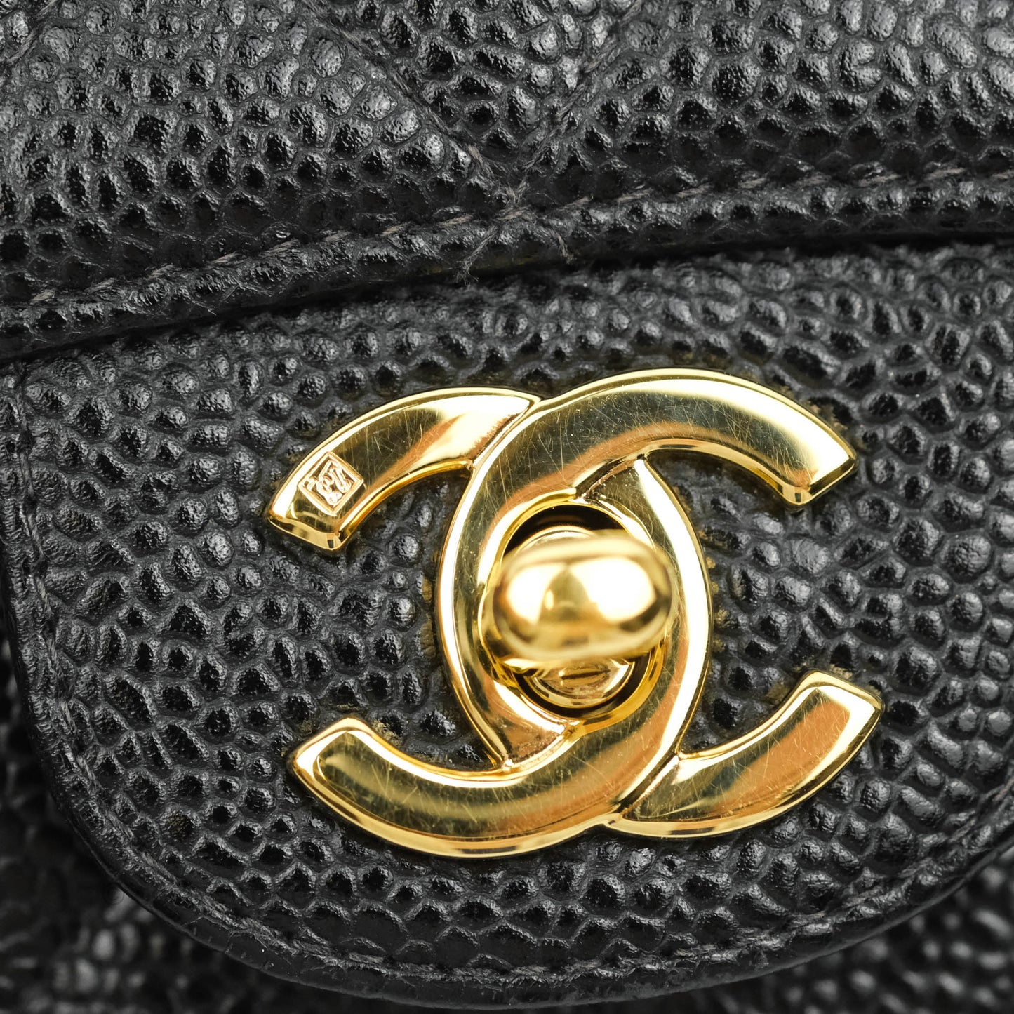Chanel Classic M/L Medium Double Flap Black Caviar 24K Gold Hardware