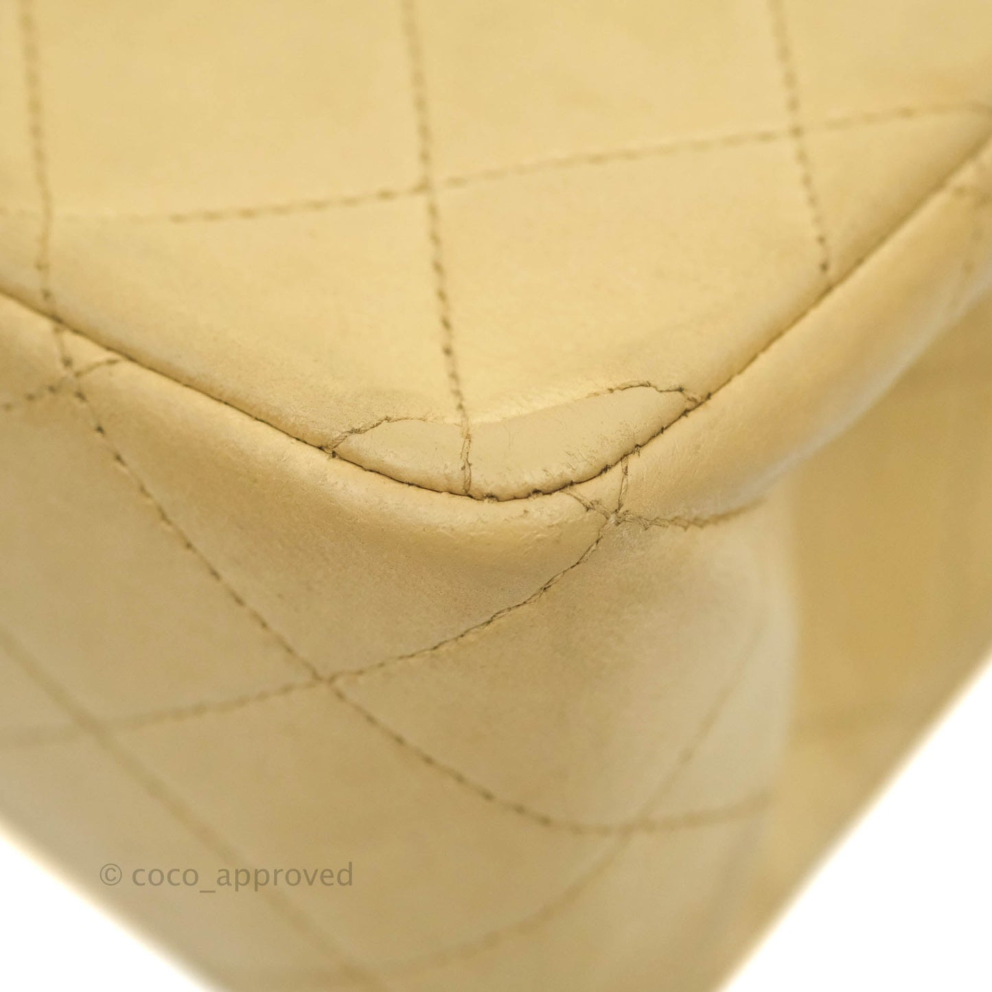 Chanel Vintage Classic M/L Medium Double Flap Bag Beige Lambskin 24K Gold Hardware