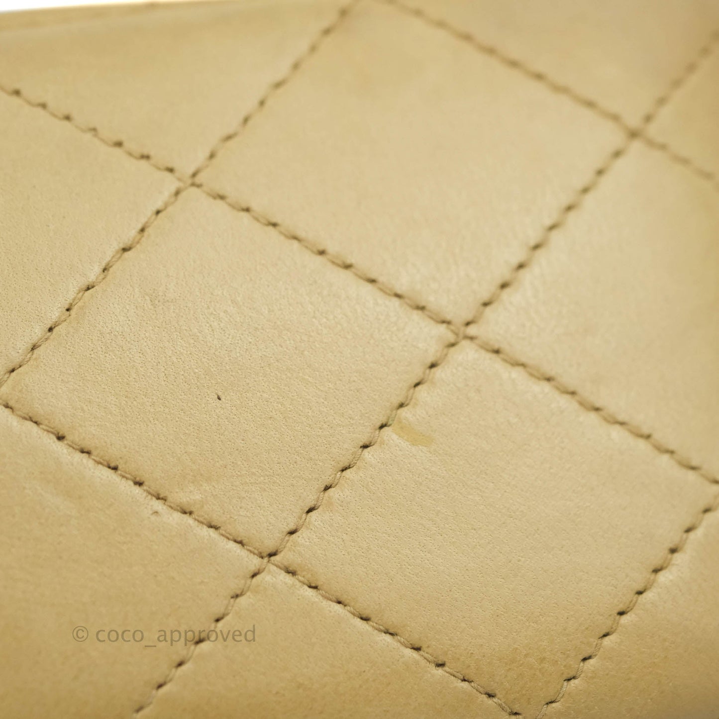 Chanel Vintage Classic M/L Medium Double Flap Bag Beige Lambskin 24K Gold Hardware