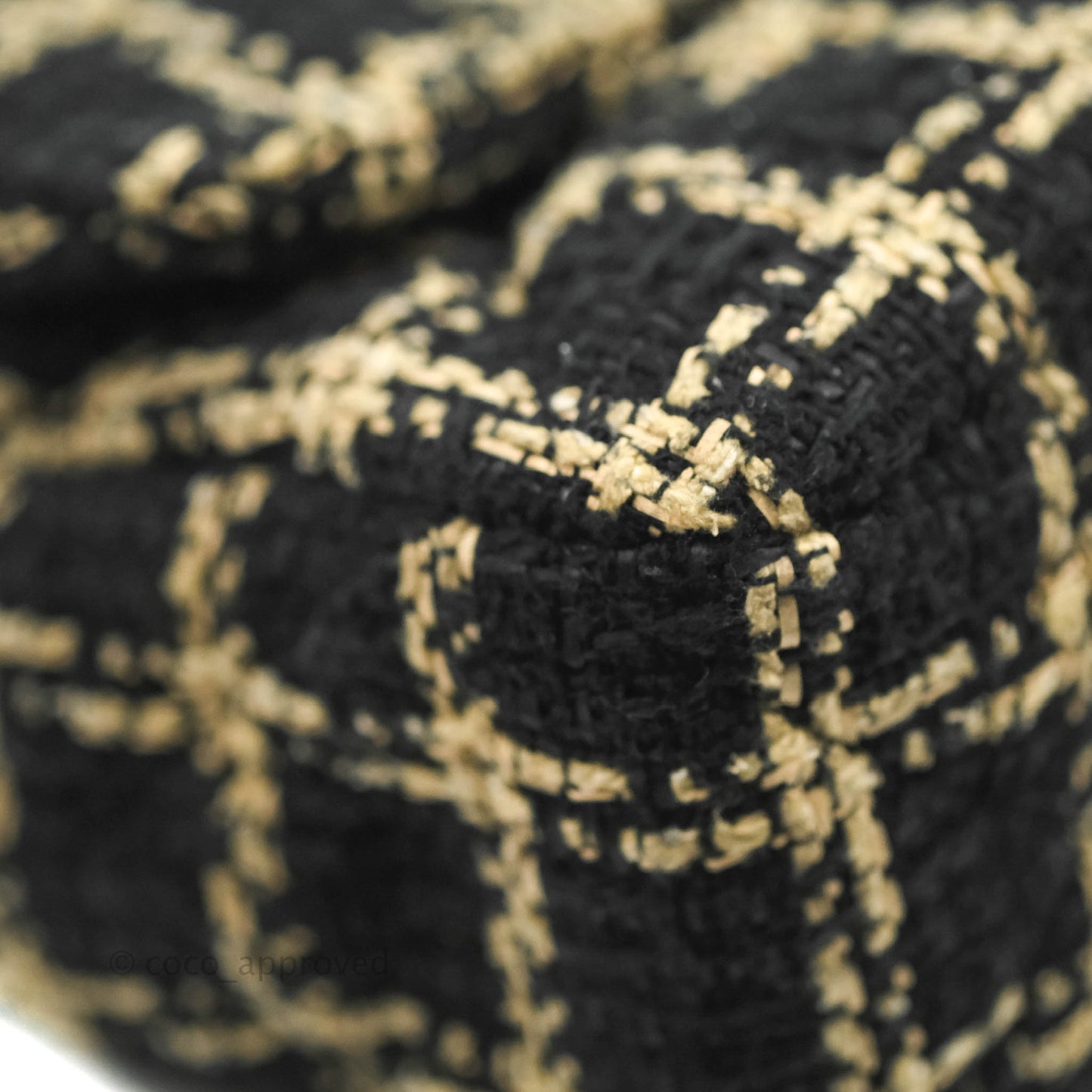 Chanel 19 Medium Beige Black Tweed Mixed Hardware