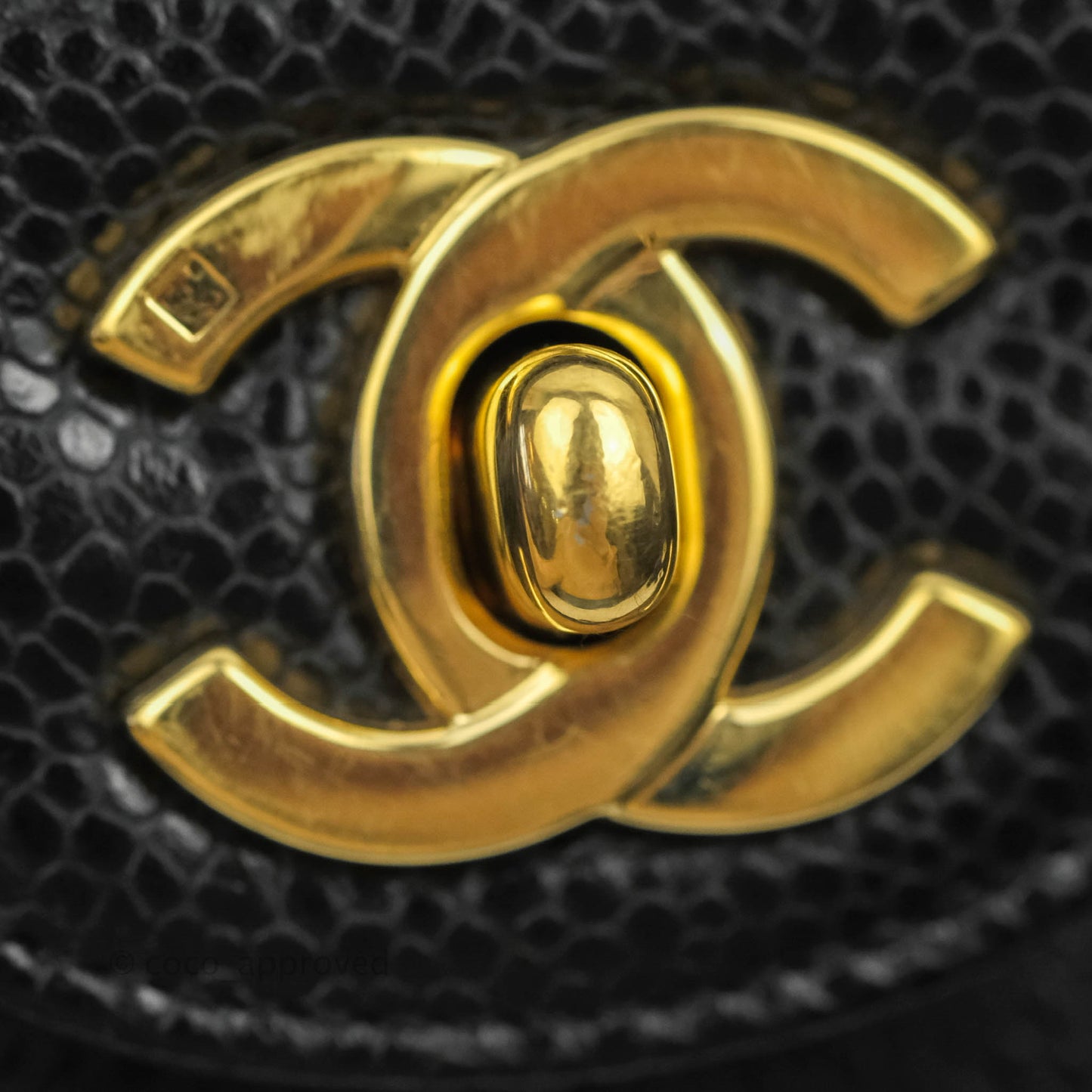 Chanel Classic M/L Medium Double Flap Black Caviar 24K Gold Hardware