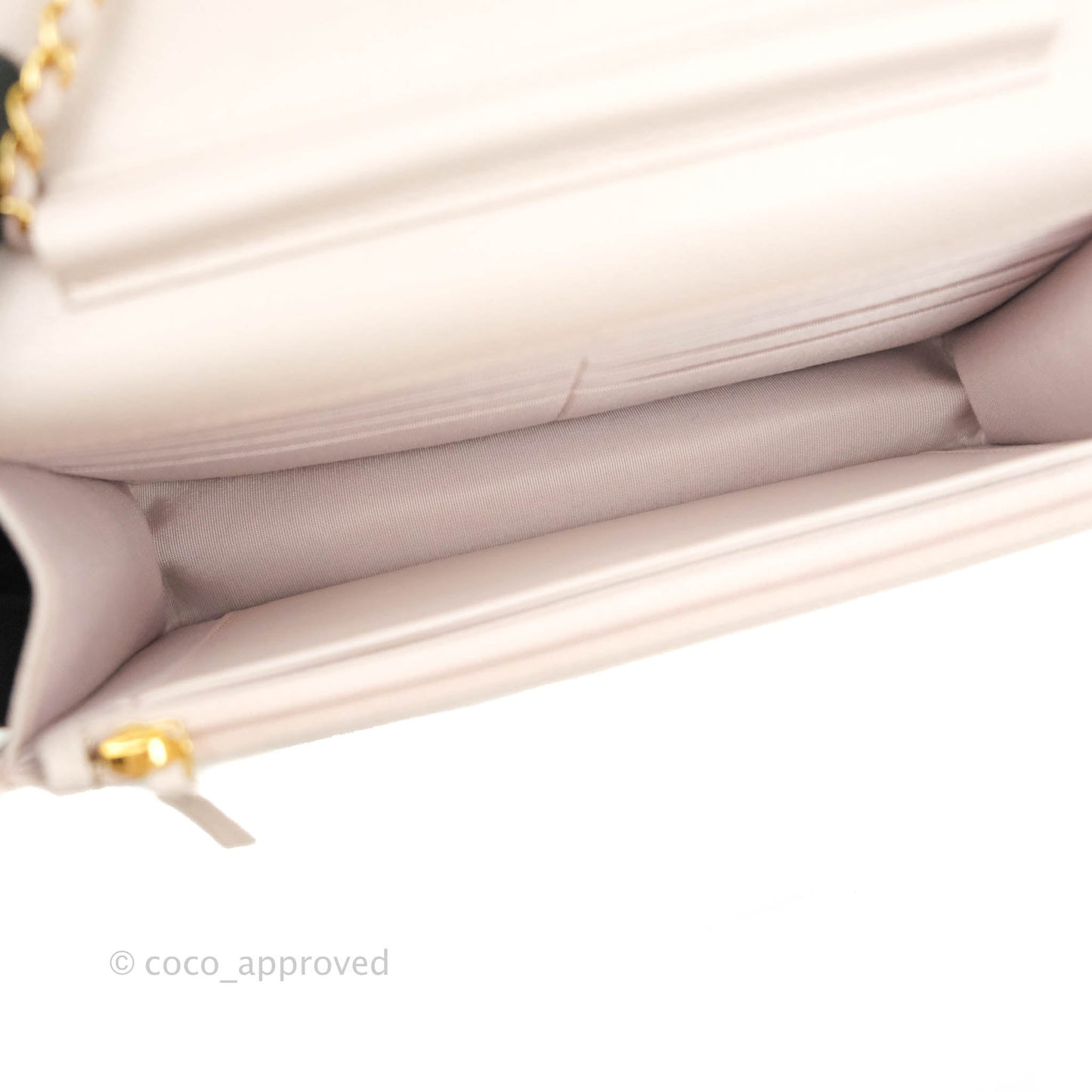Chanel Quilted WOC Lilac Caviar CC Coco Chain Gold Hardware