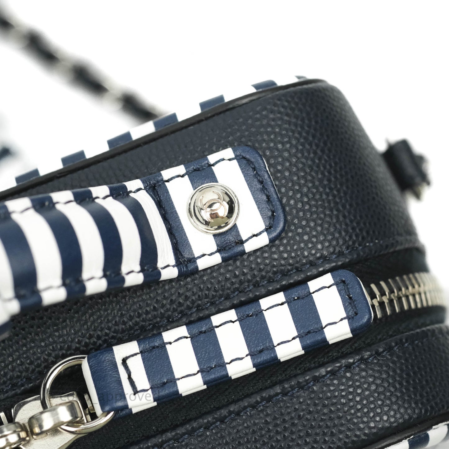 Chanel Quilted Small CC Filigree Vanity Case Navy Caviar 19C
