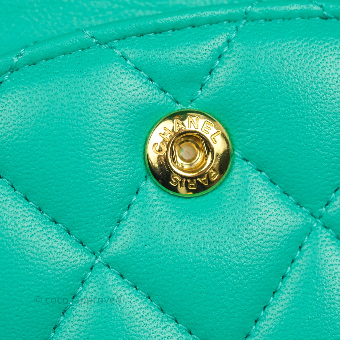 Chanel Quilted M/L Medium Double Flap Green Lambskin Aged Gold Hardware 19S