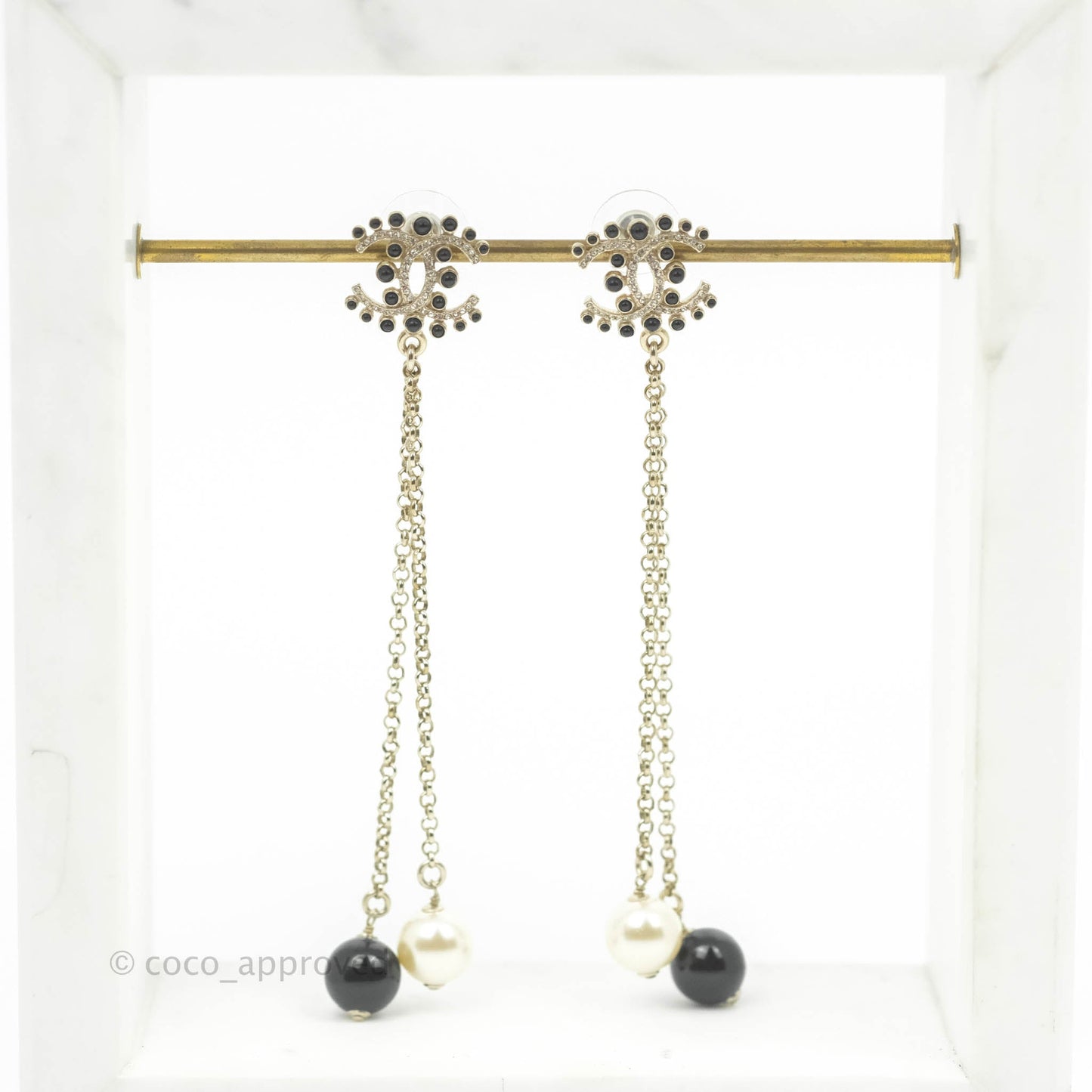 Chanel Crystal CC Pearl Chain Long Drop Earrings Gold Tone 19P