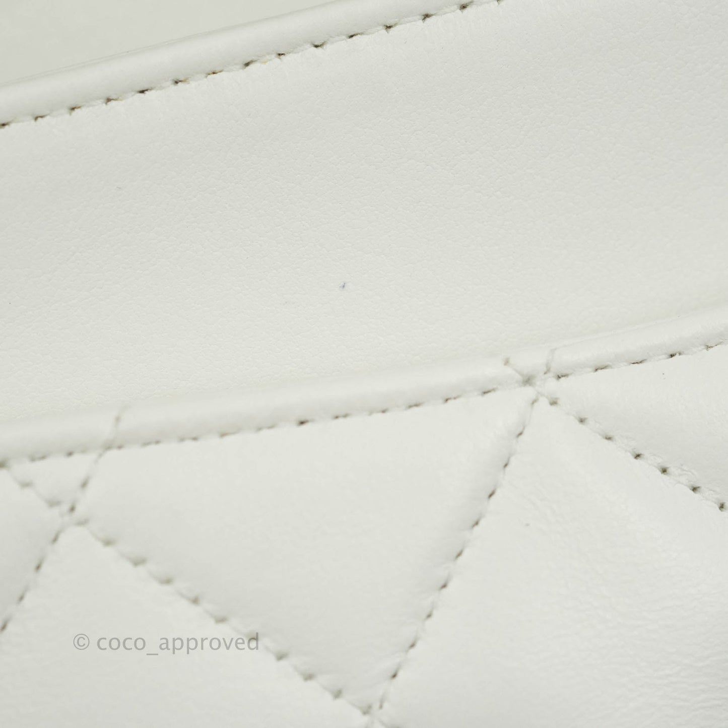 Chanel Classic Vintage Small S/M Flap White Lambskin 24K Gold Hardware
