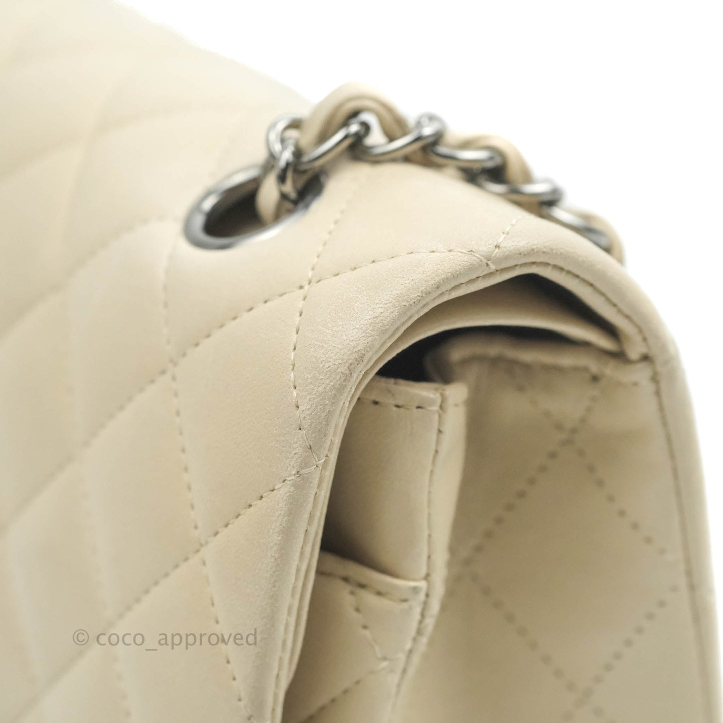 Chanel Classic M/L Medium Double Flap Light Beige Lambskin Gun Metal