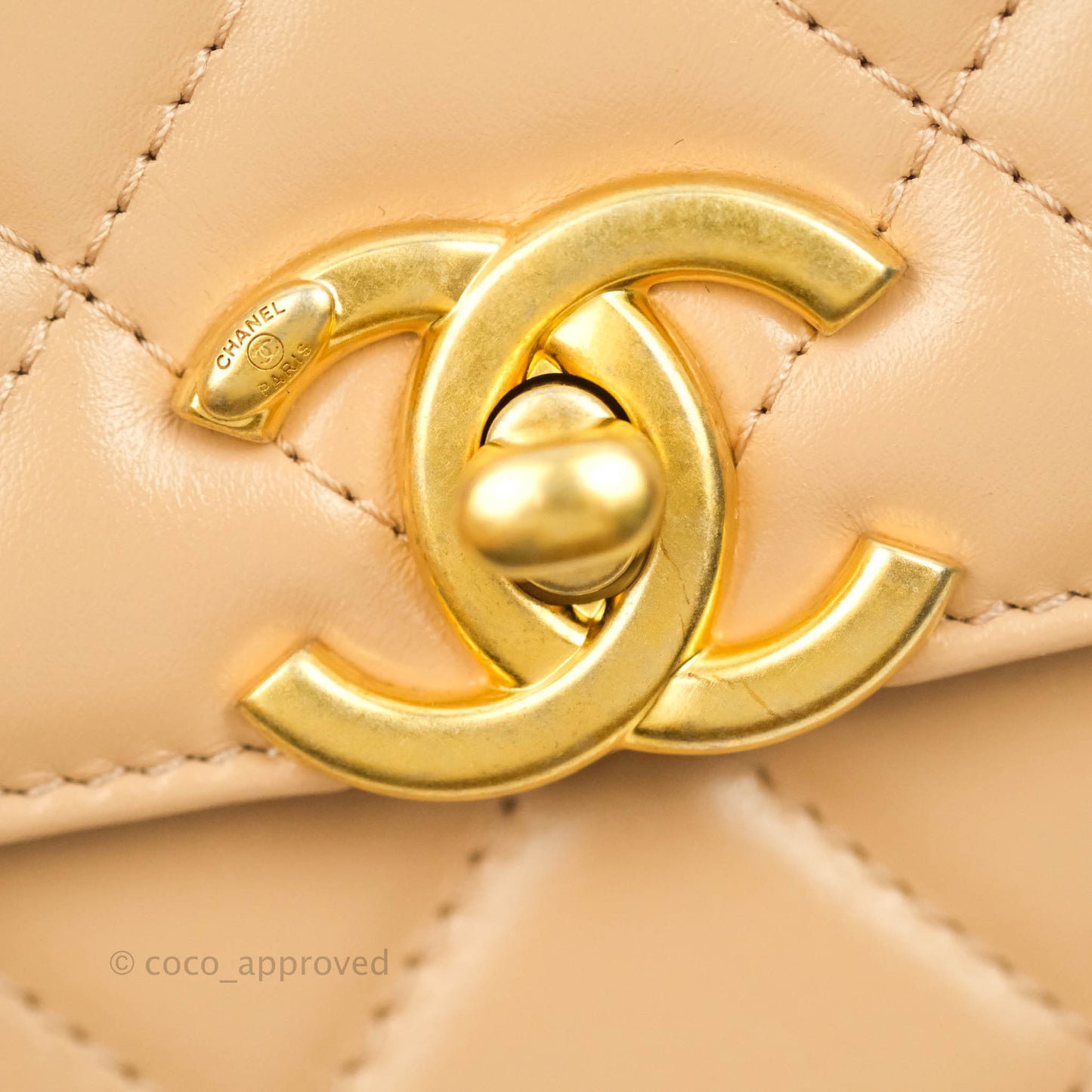 Chanel Quilted Mini Perfect Fit Adjustable Beige Calfskin Gold Hardware 21A