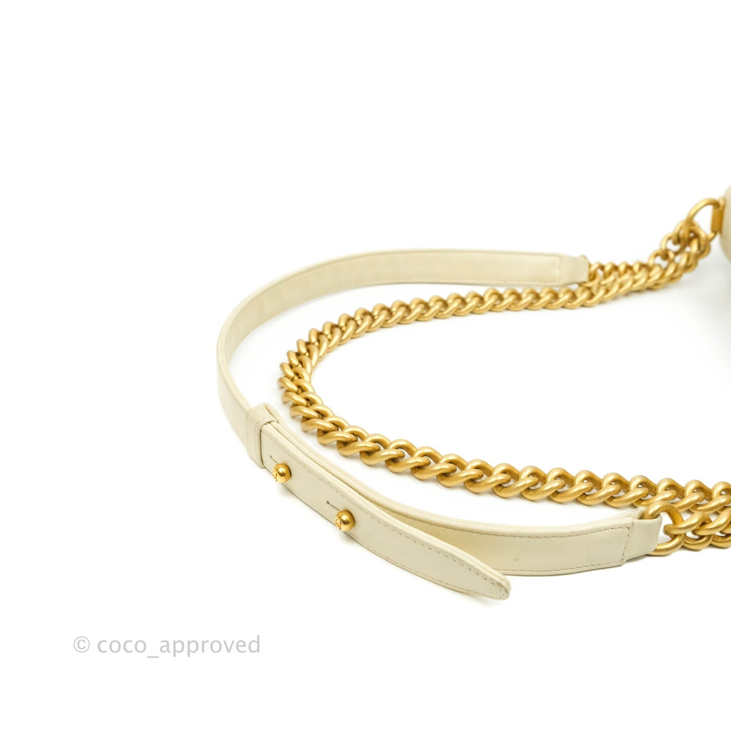 Chanel Medium Chevron Boy Light Beige Calfskin Caviar Aged Gold Hardware