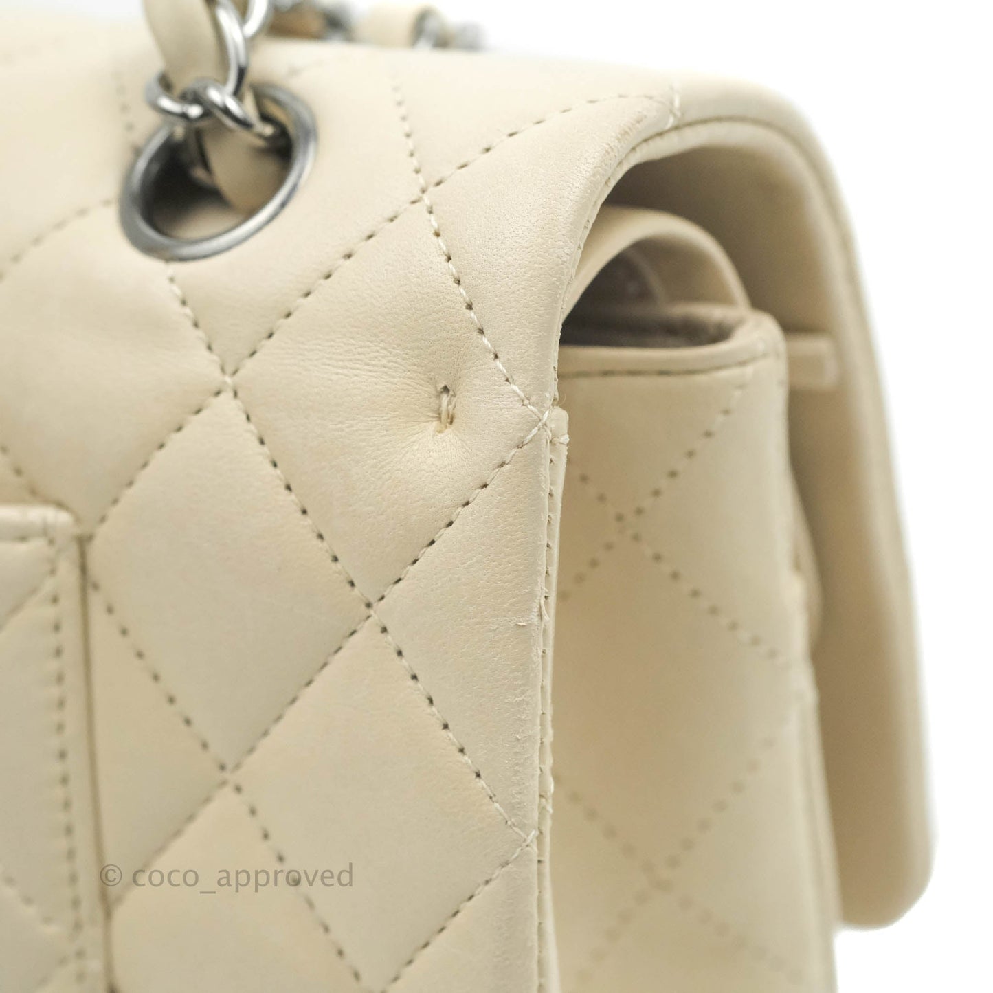 Chanel Classic M/L Medium Double Flap Light Beige Lambskin Gun Metal