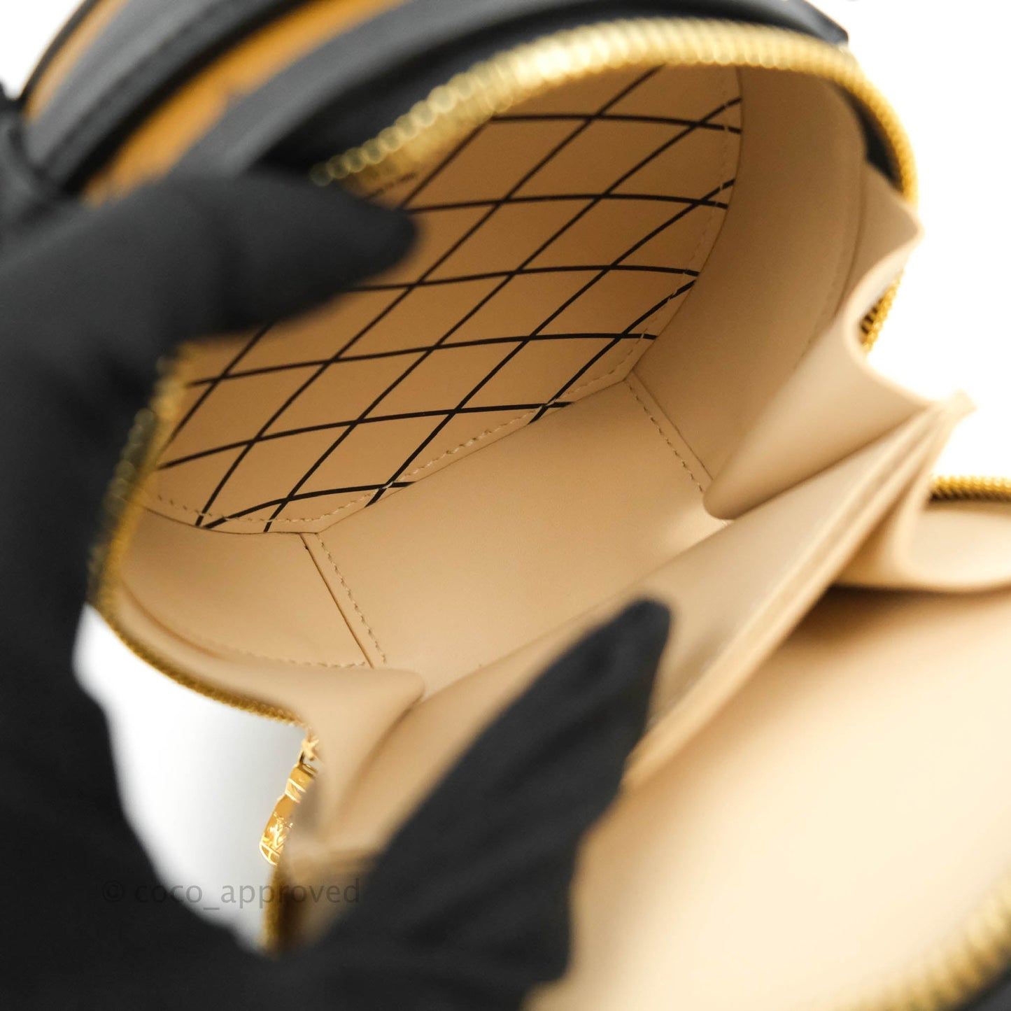 Louis Vuitton Mini Boîte Chapeau Monogram Reverse Canvas