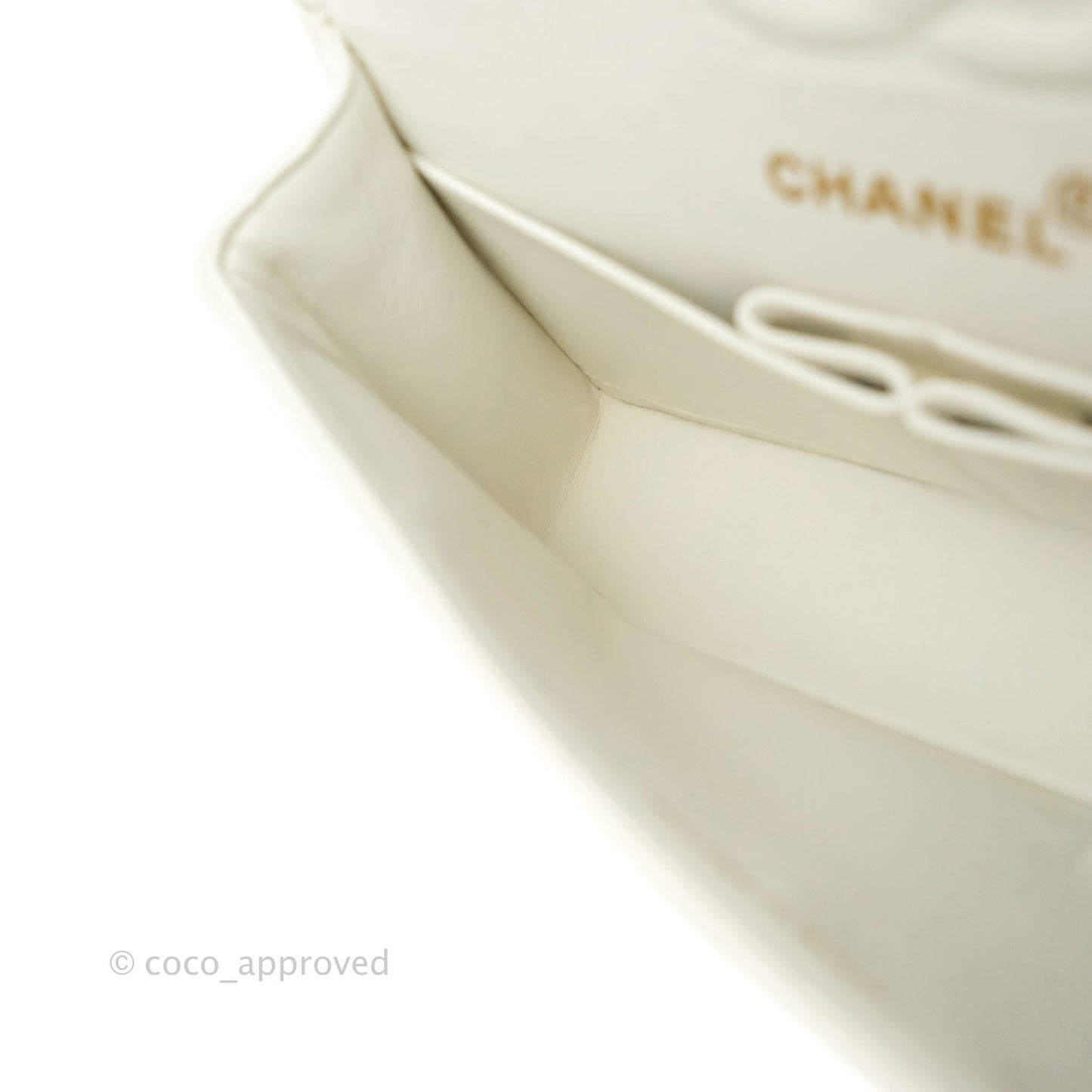 Chanel Classic Vintage Small S/M Flap White Lambskin 24K Gold Hardware
