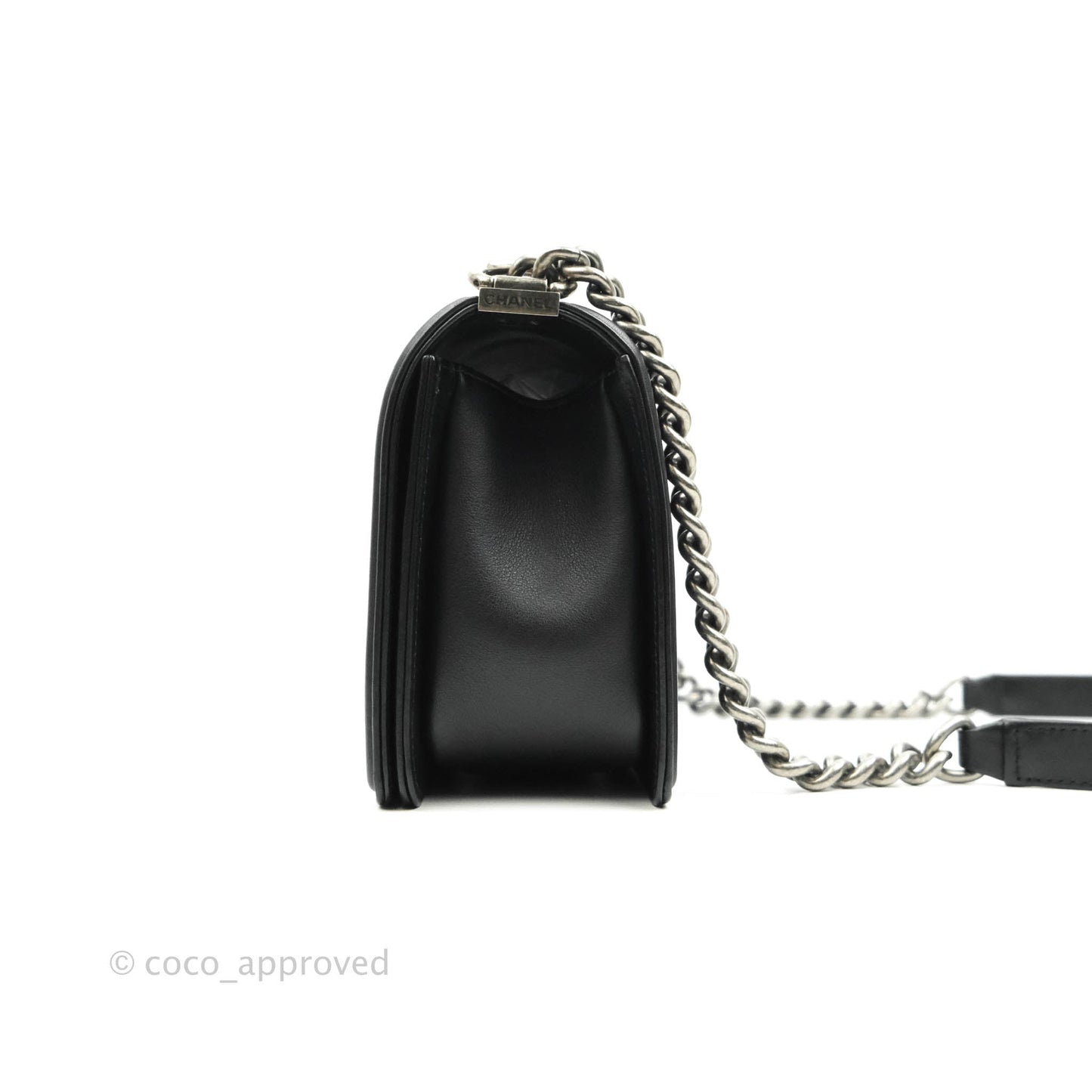 Chanel Quilted Medium Black Calfskin Boy Flap Ruthenium Hardware