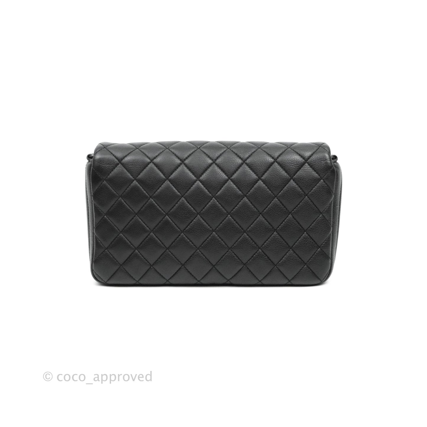 Chanel Quilted & Chevron Flap Bag Black Calfskin Gun Metal Chains Strap