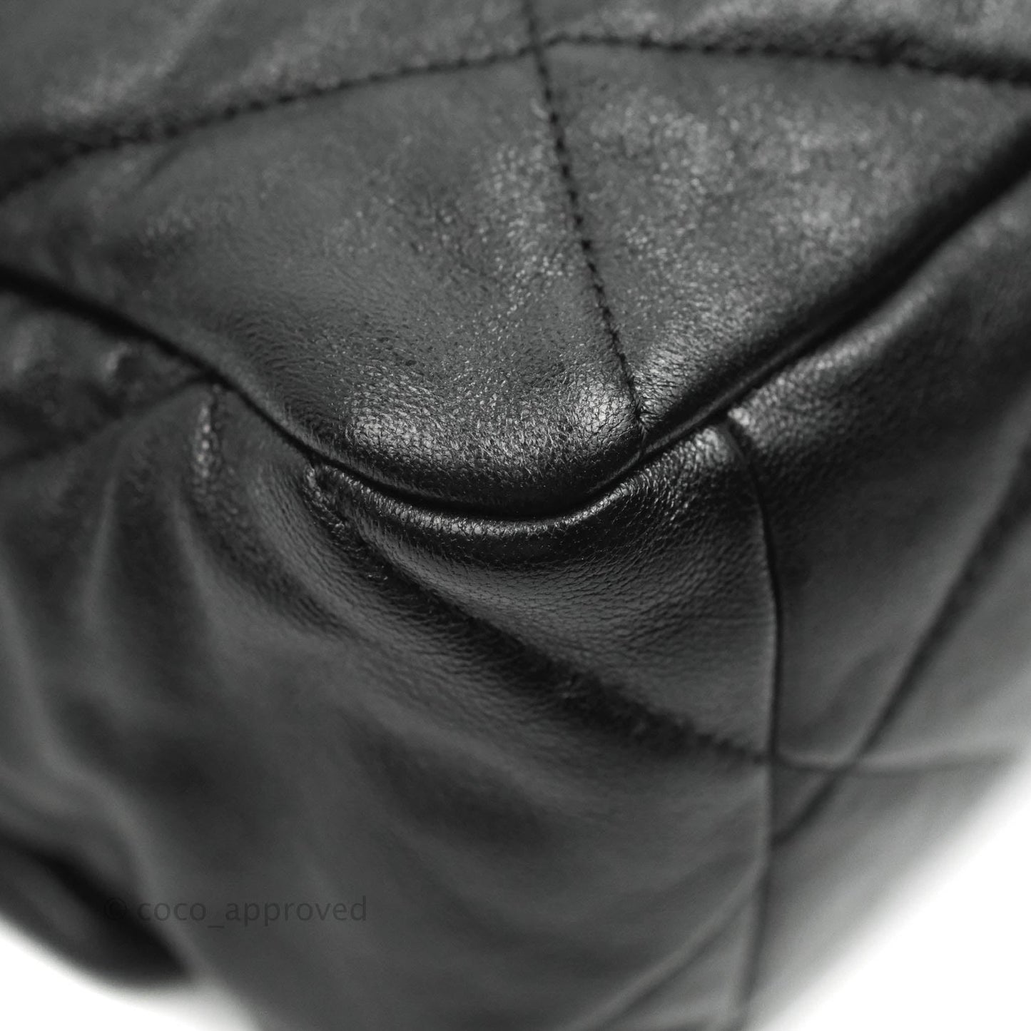 Chanel 19 Medium Black Goatskin Mixed Hardware
