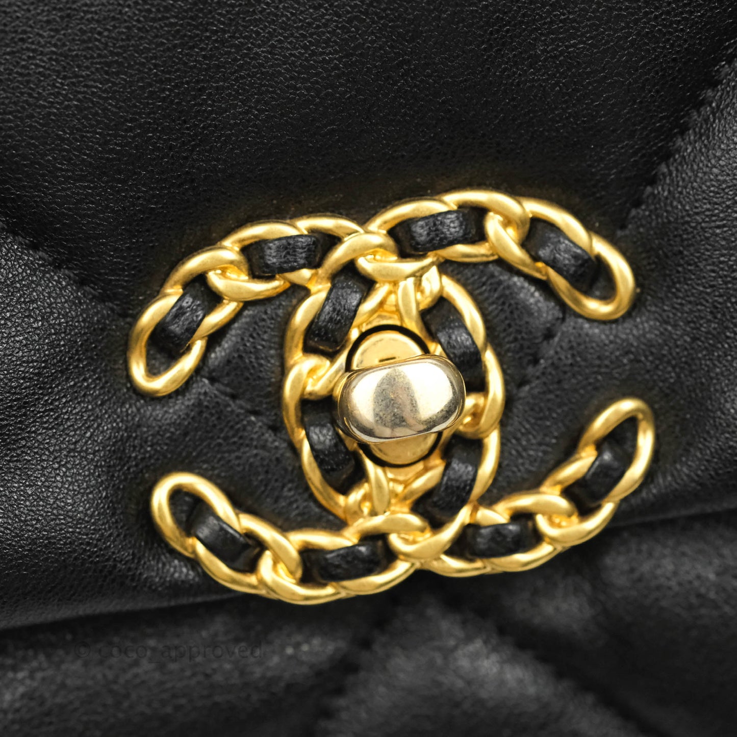 Chanel 19 Medium Black Goatskin Mixed Hardware