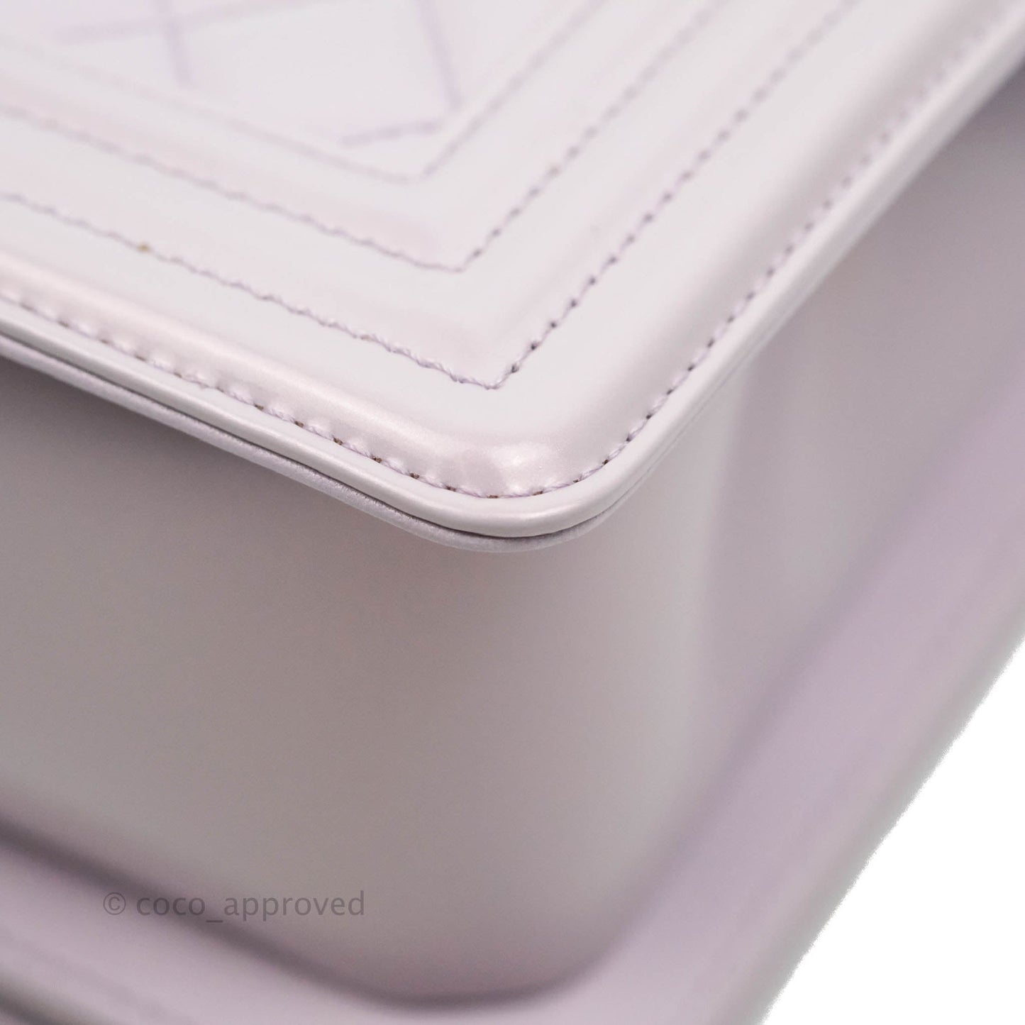 Chanel Quilted Medium Boy Iridescent Lilac Calfskin Light Gold Hardware