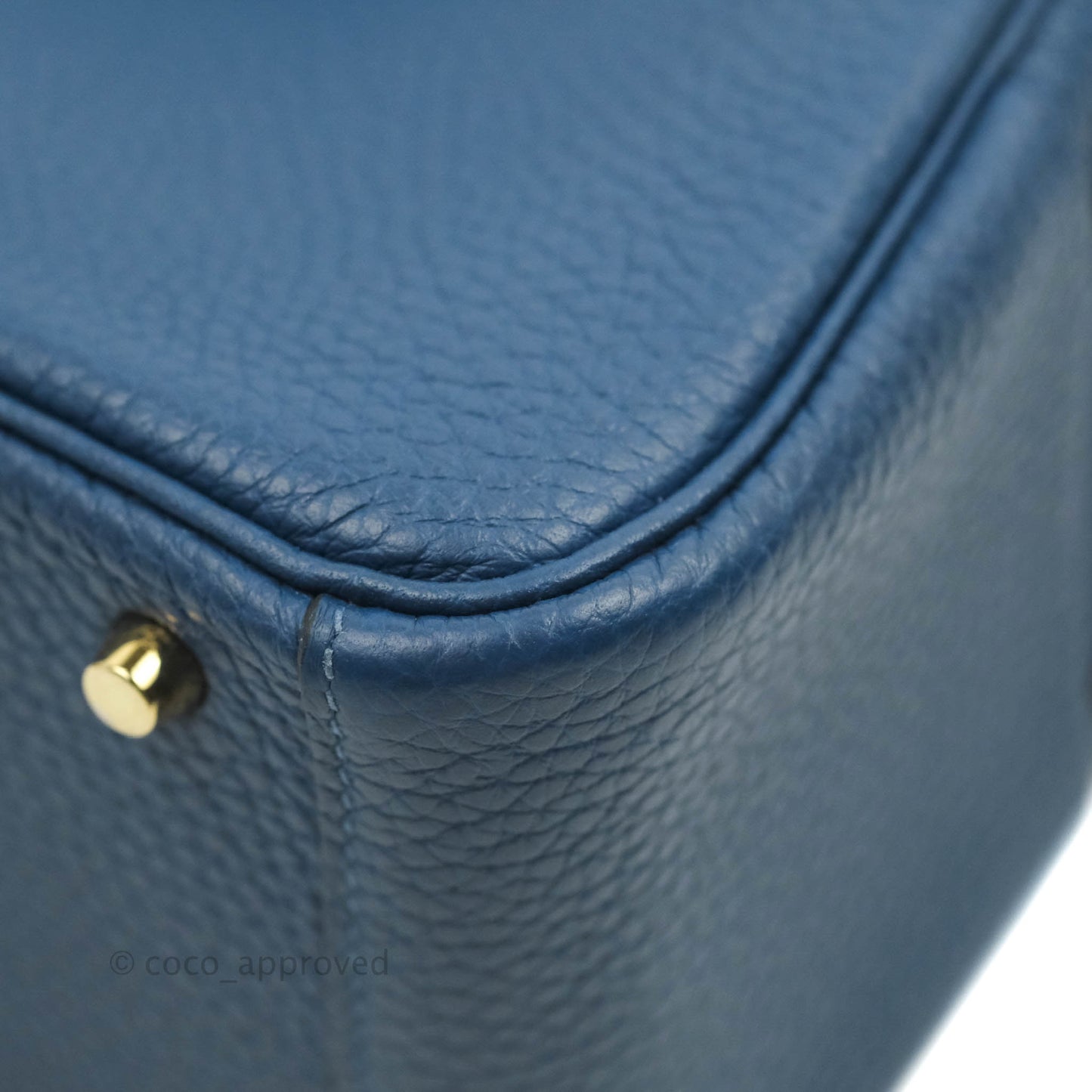 Hermès Mini Lindy 20 Deep Blue Clemence Gold Hardware
