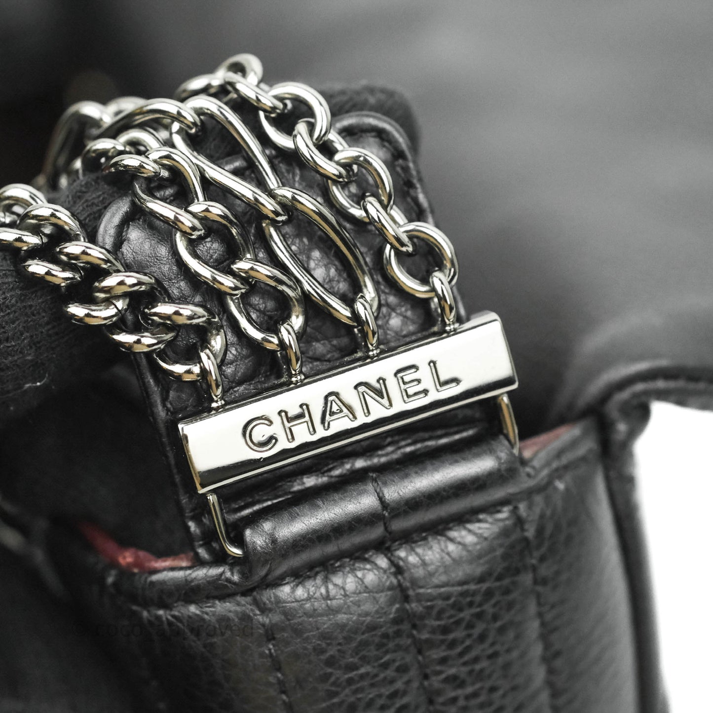 Chanel Quilted & Chevron Flap Bag Black Calfskin Gun Metal Chains Strap