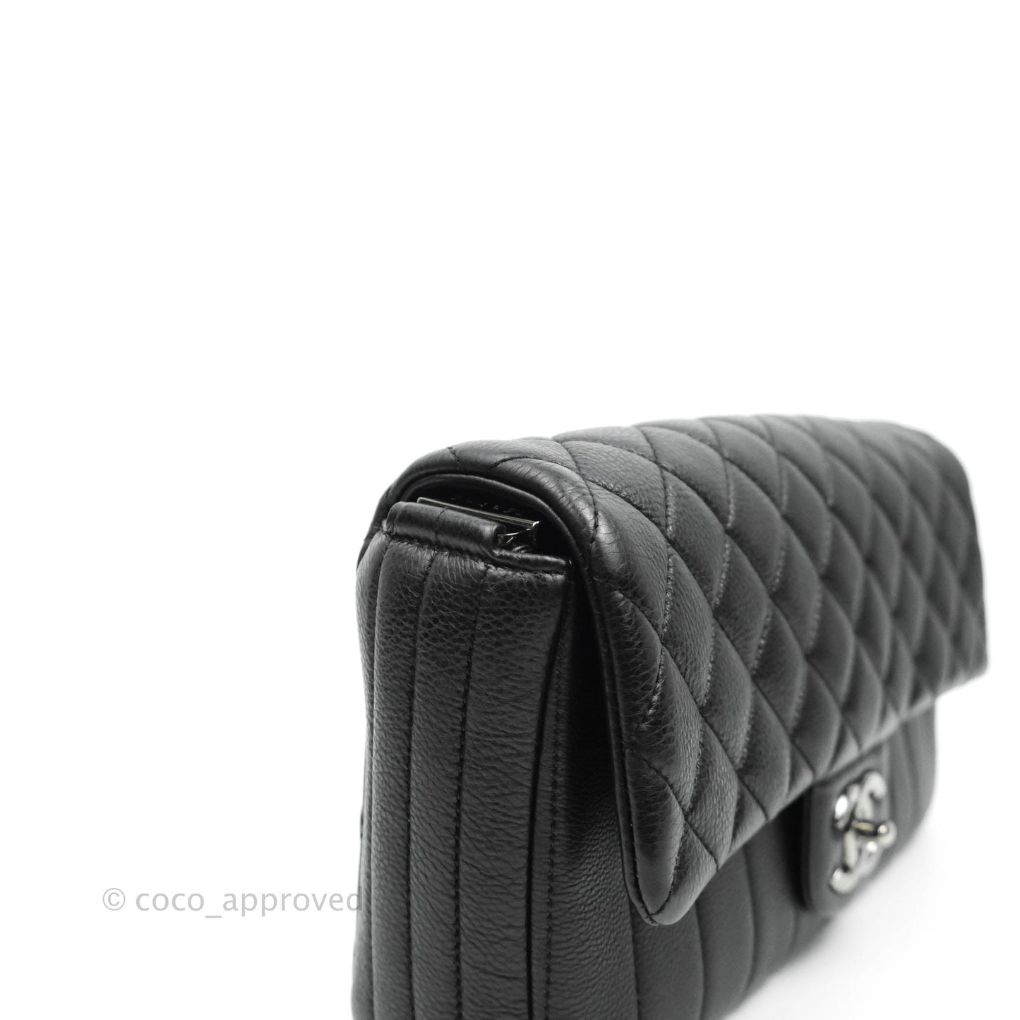 Chanel Quilted & Chevron Flap Bag Black Calfskin Gun Metal Chains Strap