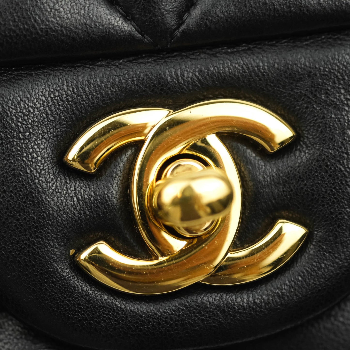 Chanel Classic M/L Medium Double Flap Black Lambskin Gold Hardware