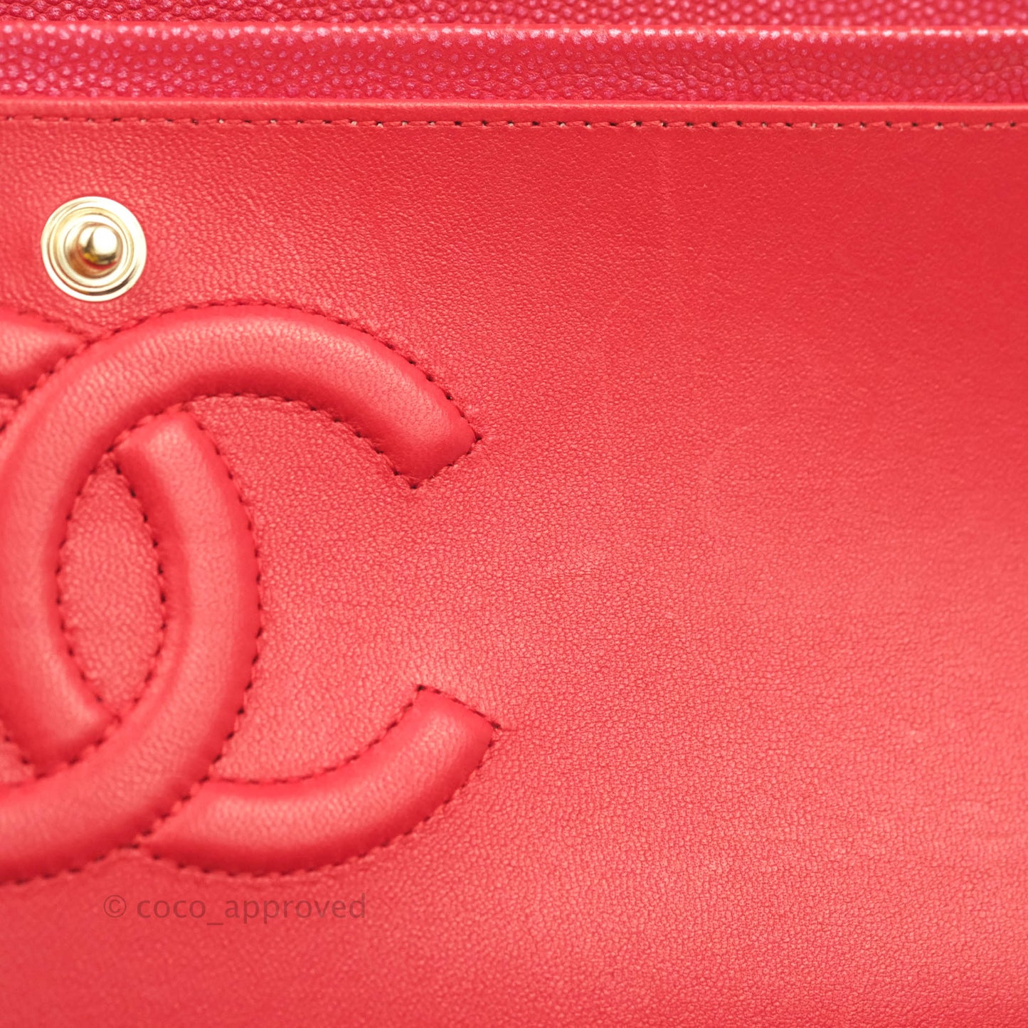 Chanel Classic M/L Medium Double Flap Iridescent Red Caviar Gold Hardware 21S