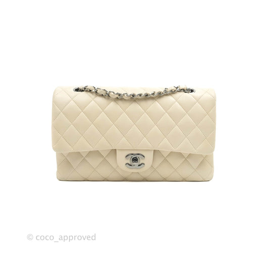 Chanel Classic M/L Medium Double Flap Light Beige Lambskin Gun Metal