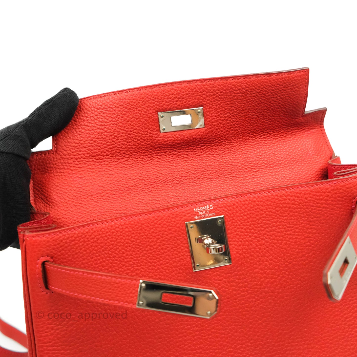 Hermès Kelly 28 Retourne Taurillon Red Clemence Palladium Hardware