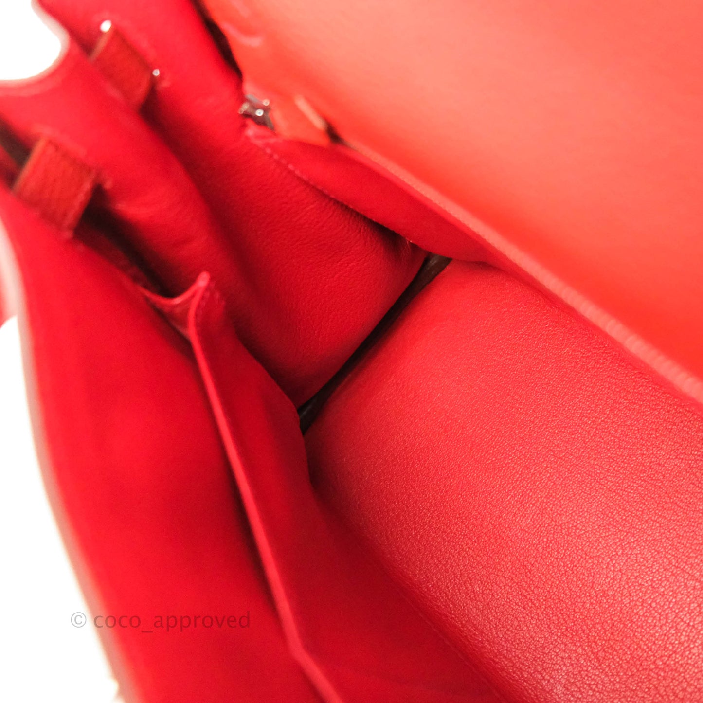Hermès Kelly 28 Retourne Taurillon Red Clemence Palladium Hardware