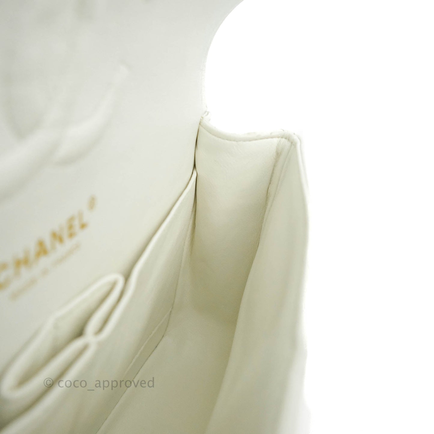 Chanel Quilted M/L Medium Double Flap White Caviar Gold Hardware