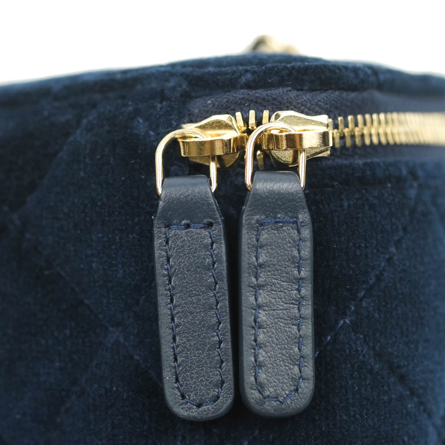 Chanel Classic Mini Crystal Pearl Crush Vanity With Chain Navy Velvet Gold Hardware