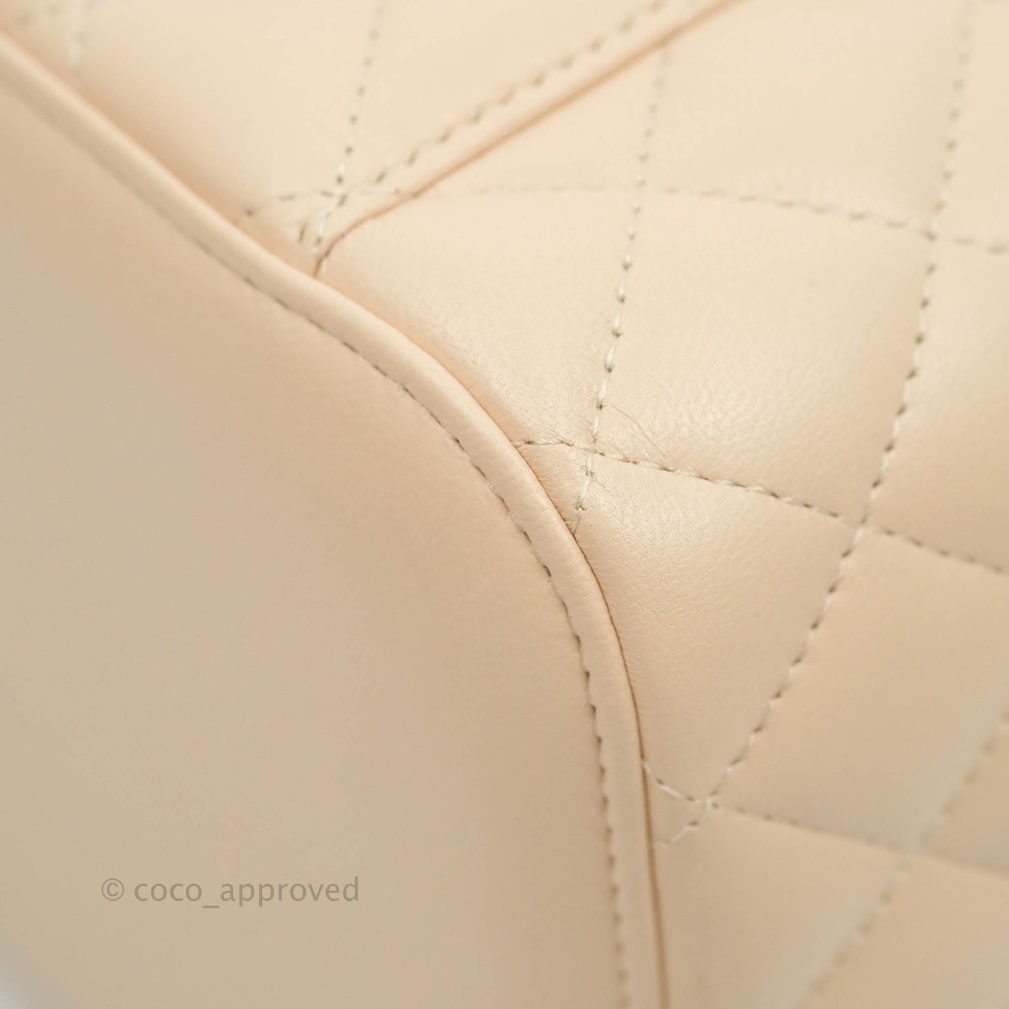 Chanel Classic Vanity Pouch with Handle Light Beige Lambskin Gold Hardware