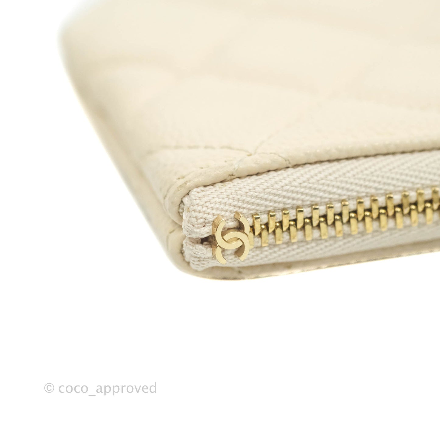 Chanel Mini Quilted O Case Ivory Caviar Gold Hardware