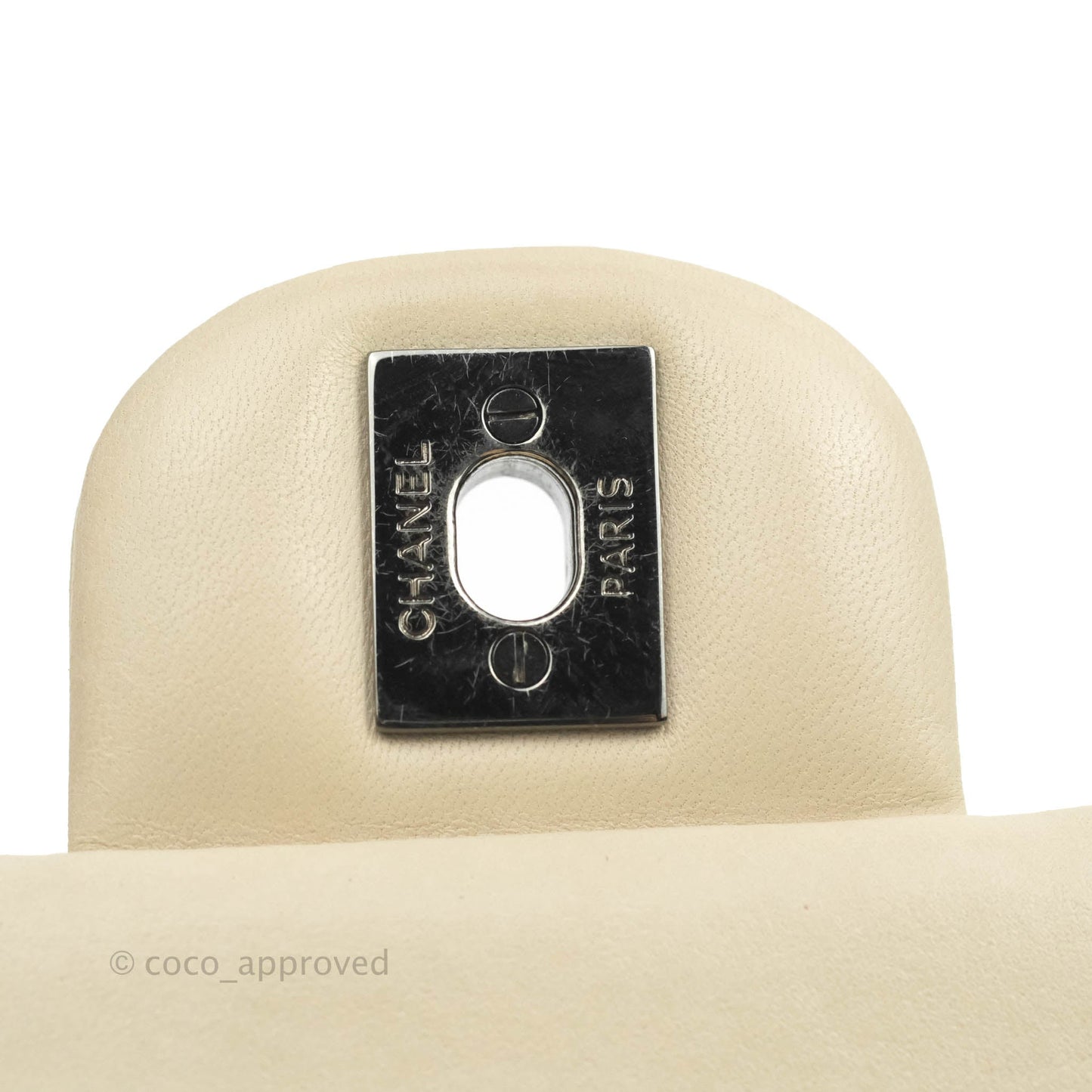 Chanel Classic M/L Medium Double Flap Light Beige Lambskin Gun Metal