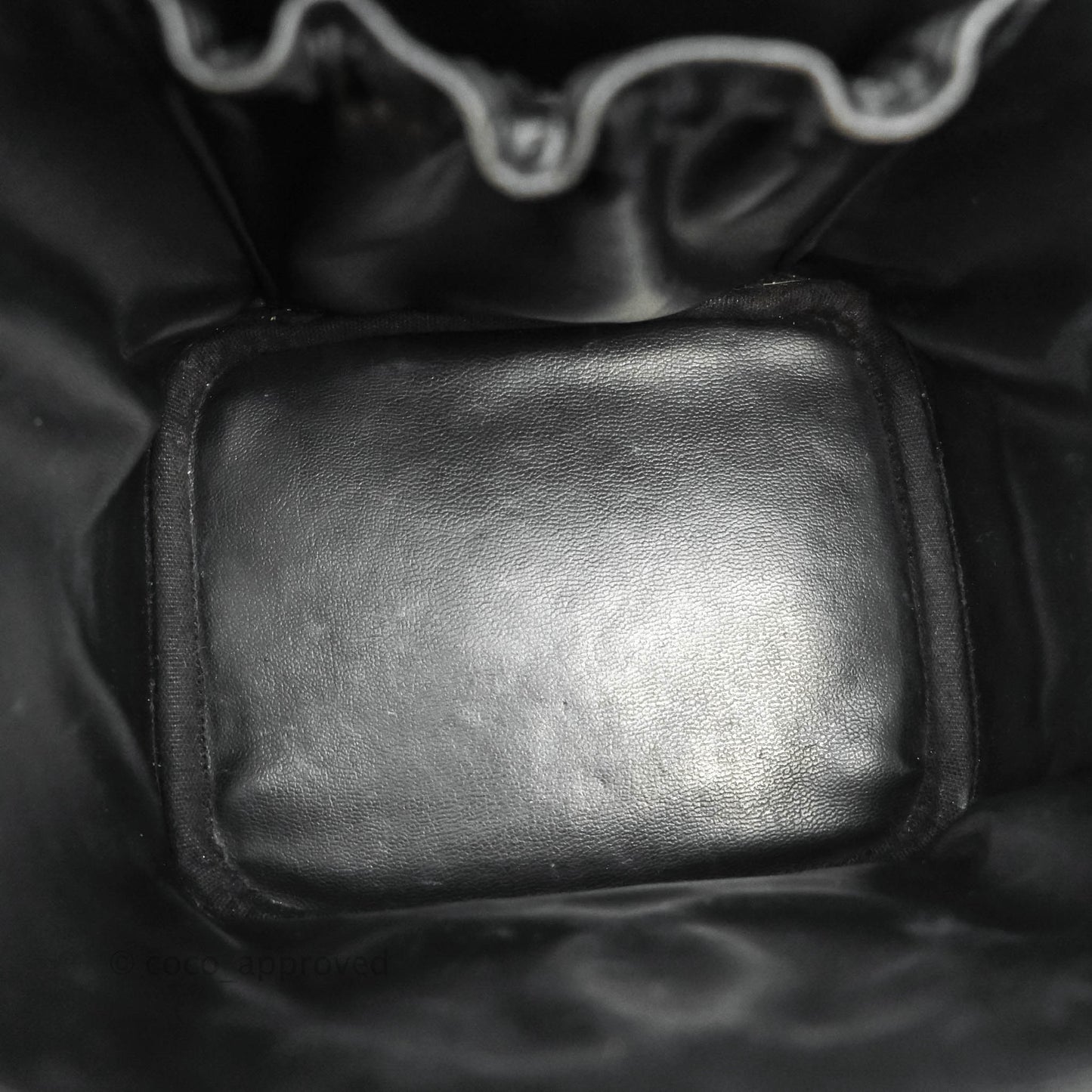 Chanel Vintage Vanity Case Black Caviar Gold Hardware