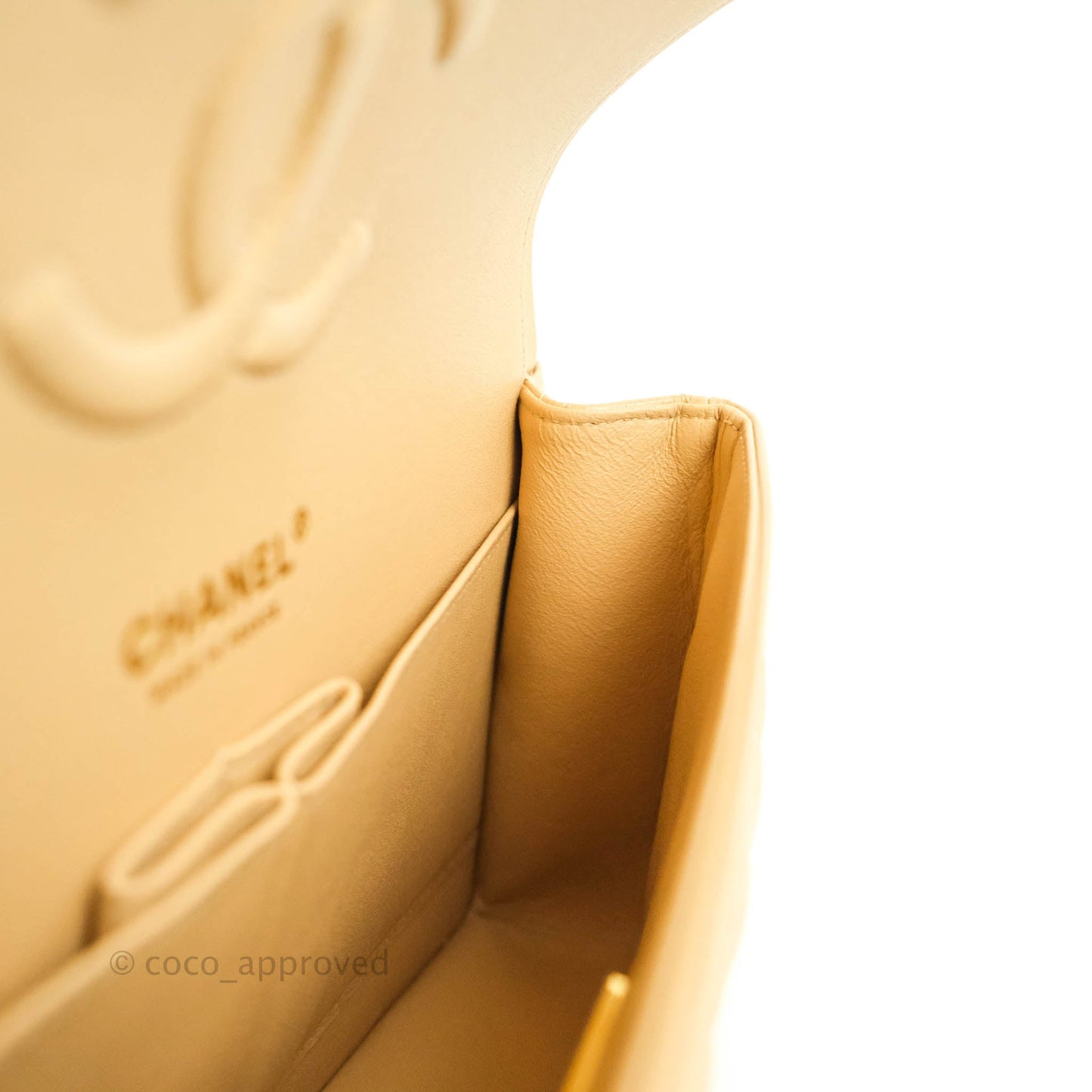 Chanel Classic M/L Medium Double Flap Beige Caviar Gold Hardware
