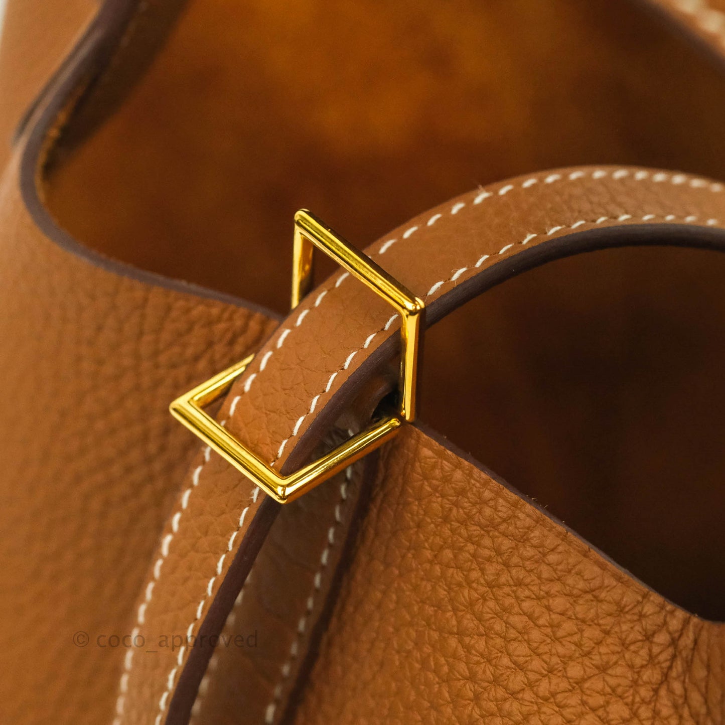 Hermès Gold Clemence Picotin Lock 18 PM Gold Hardware