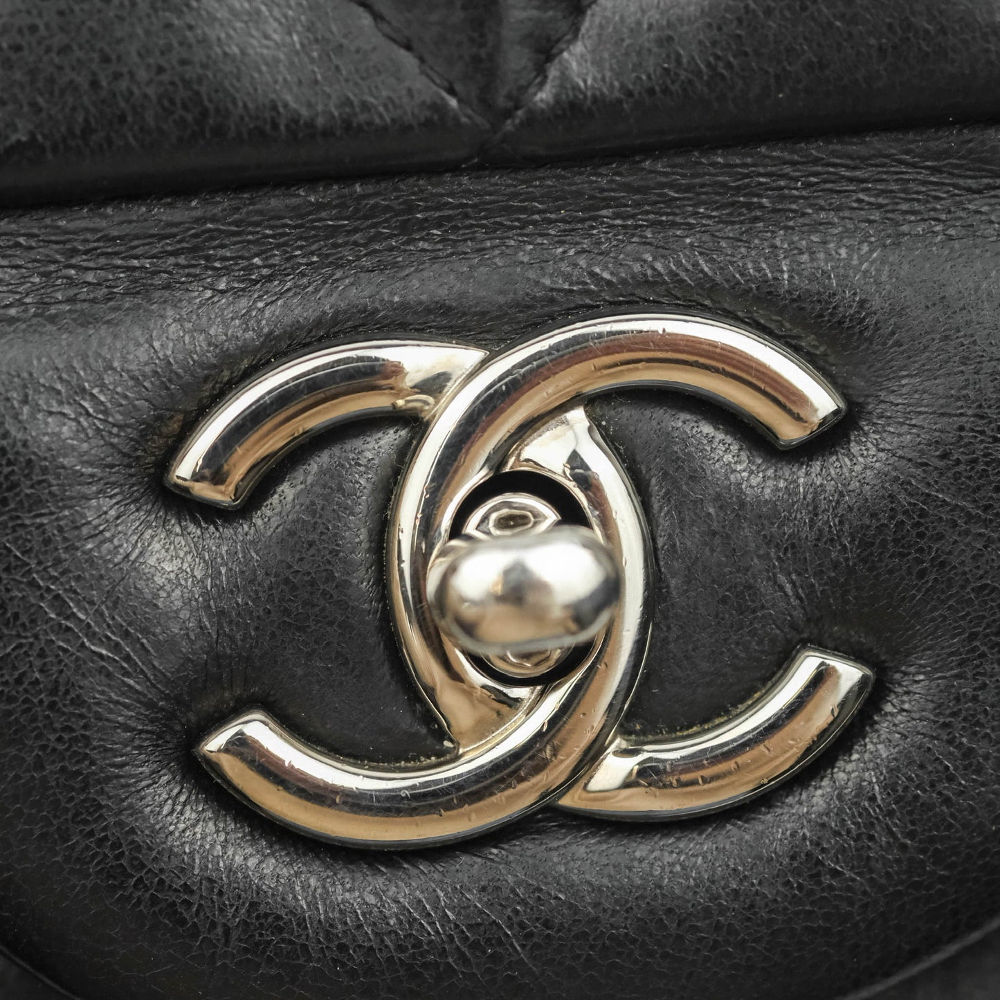 Chanel Jumbo Single Flap Black Lambskin Silver Hardware⁣⁣