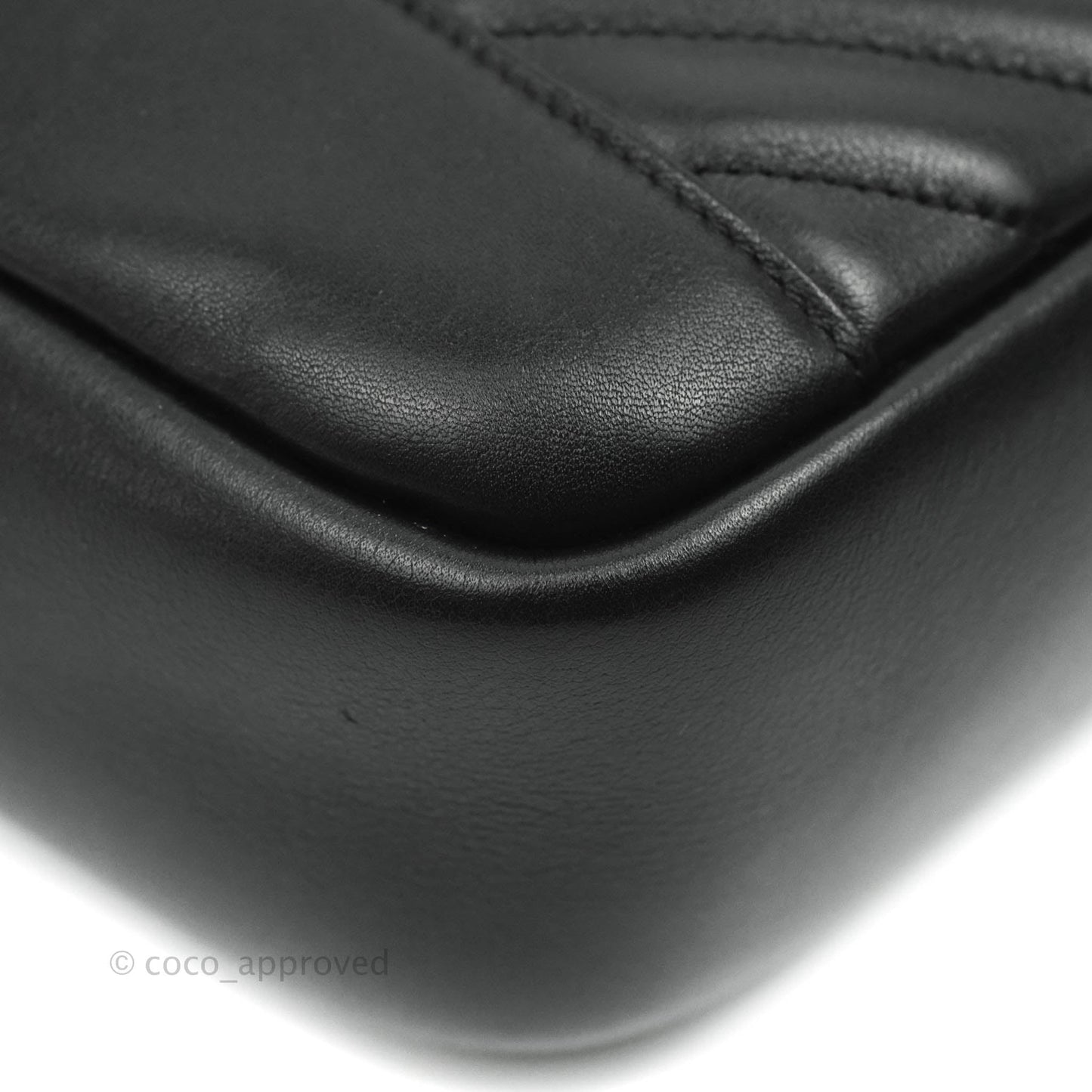 Chanel Daily Chevron Camera Case Black Calfskin Gold Hardware