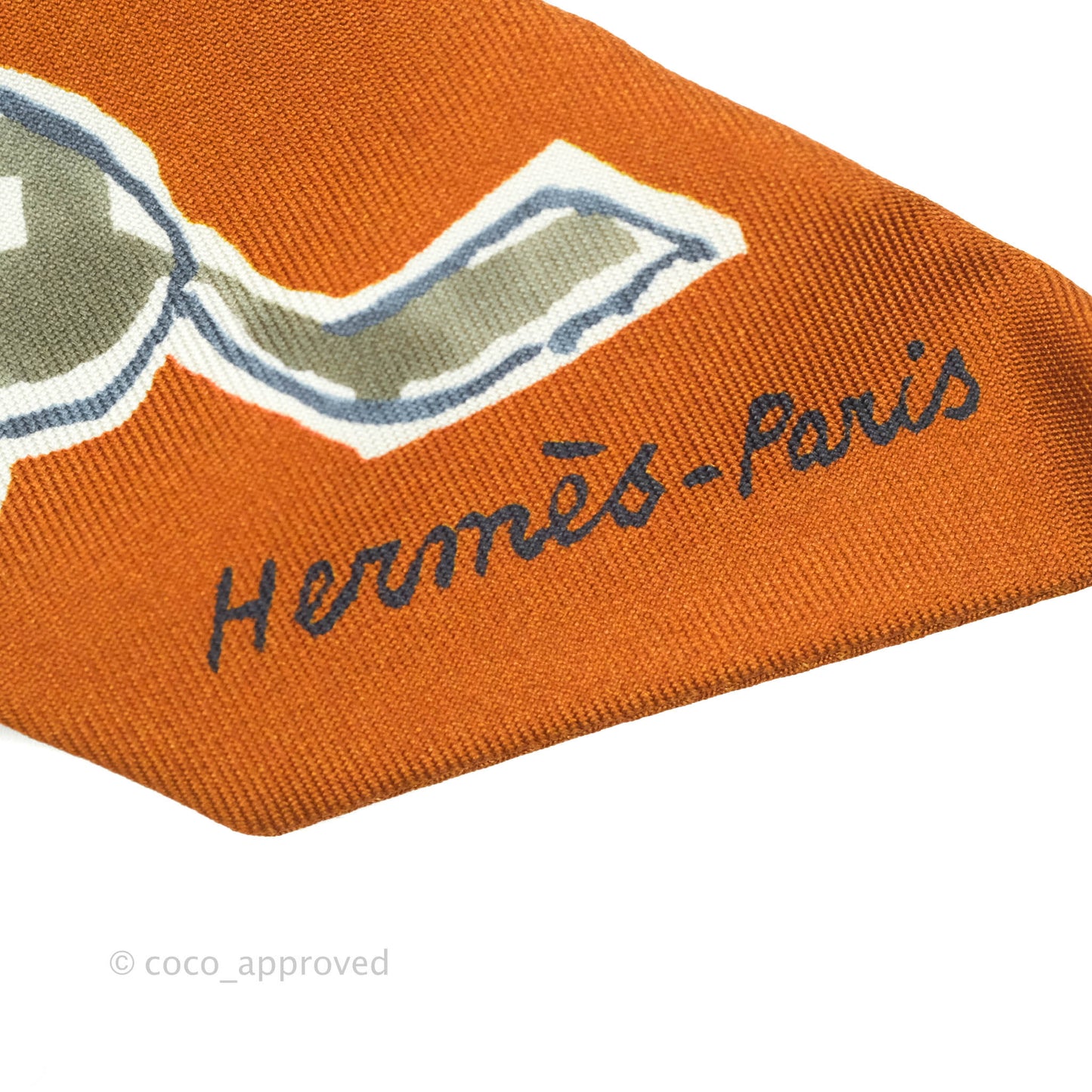Hermès Silk Chevaux en Liberte Twilly