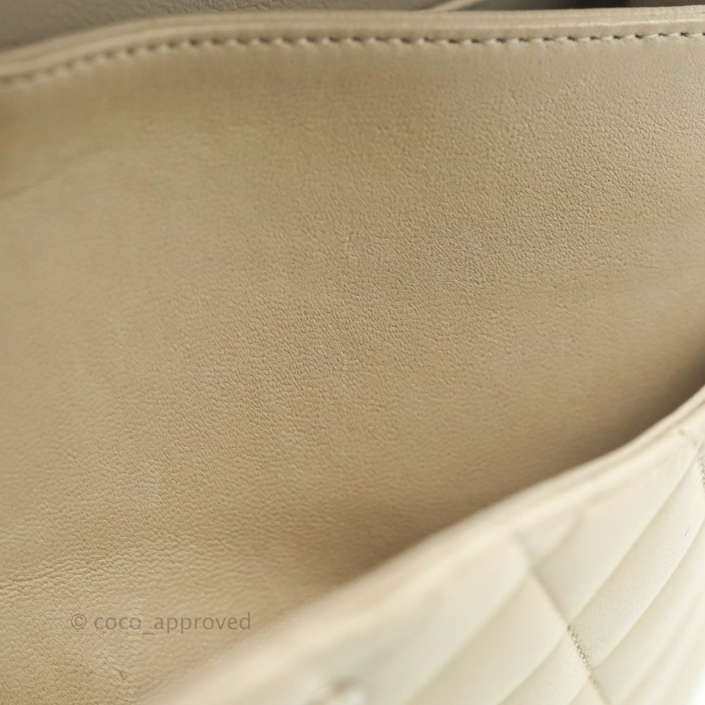 Chanel Classic M/L Medium Double Flap Light Beige Lambskin Gun Metal